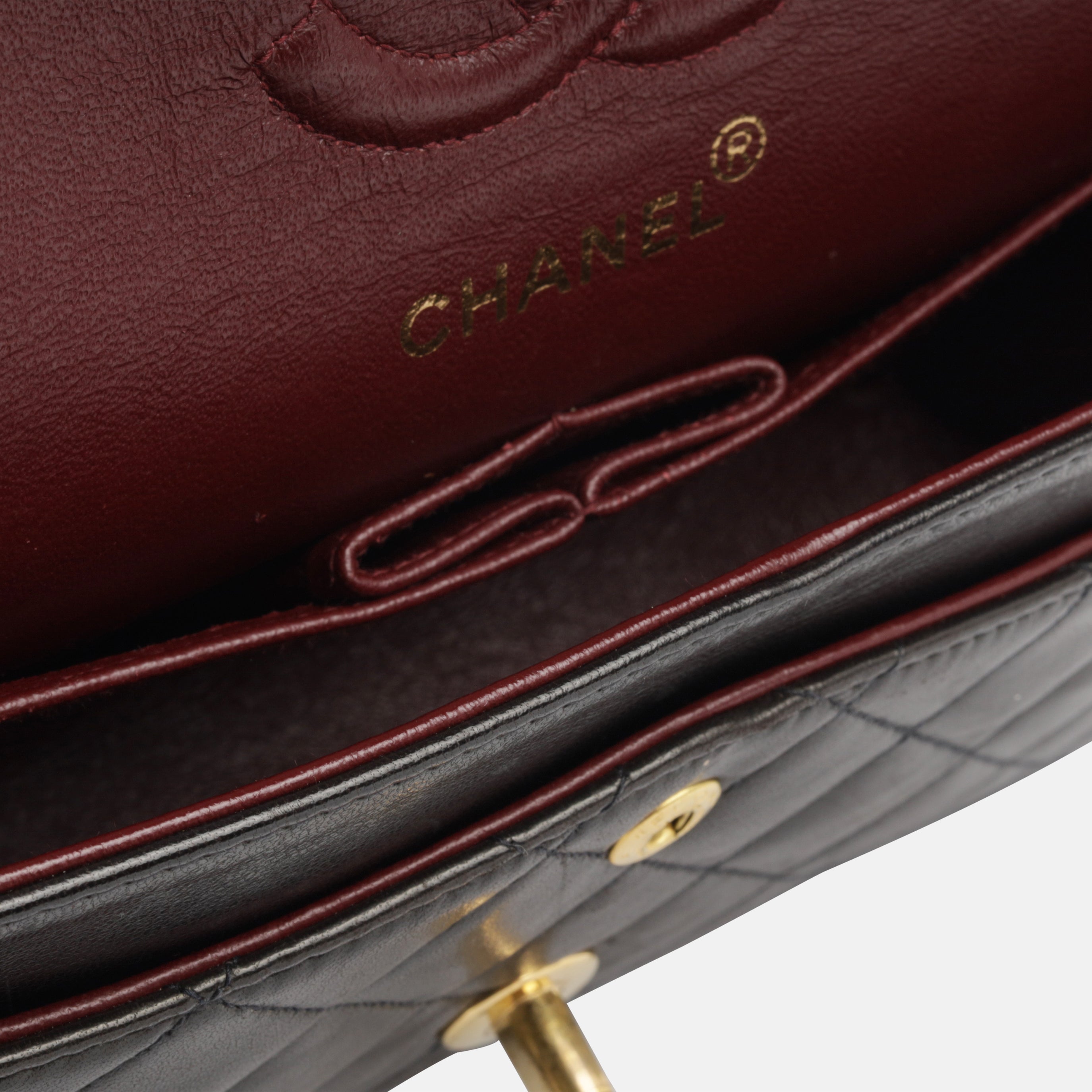 Vintage Classic Flap Bag - Small