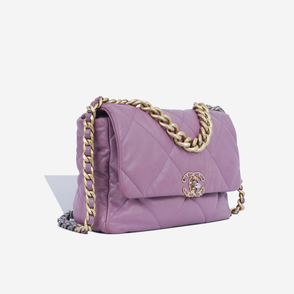 Chanel 19 - Large