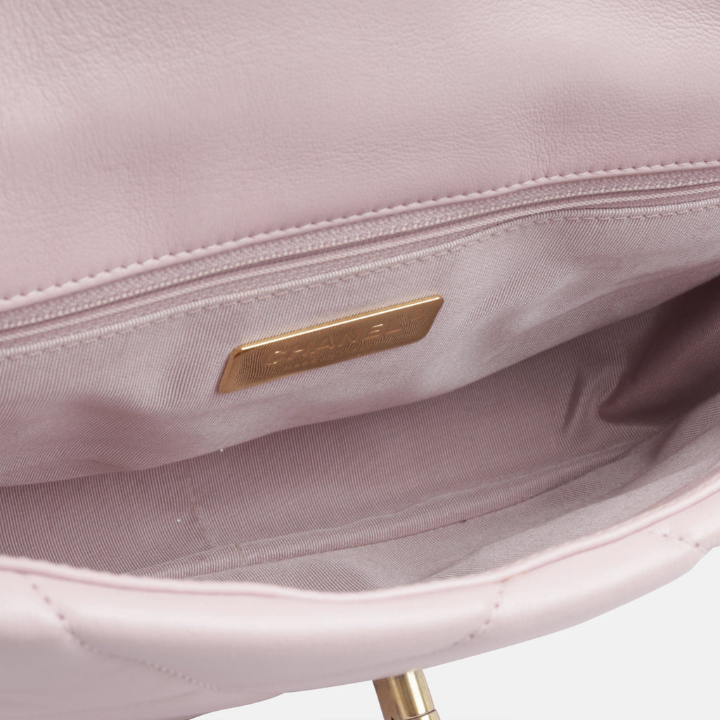Chanel 19 - Small