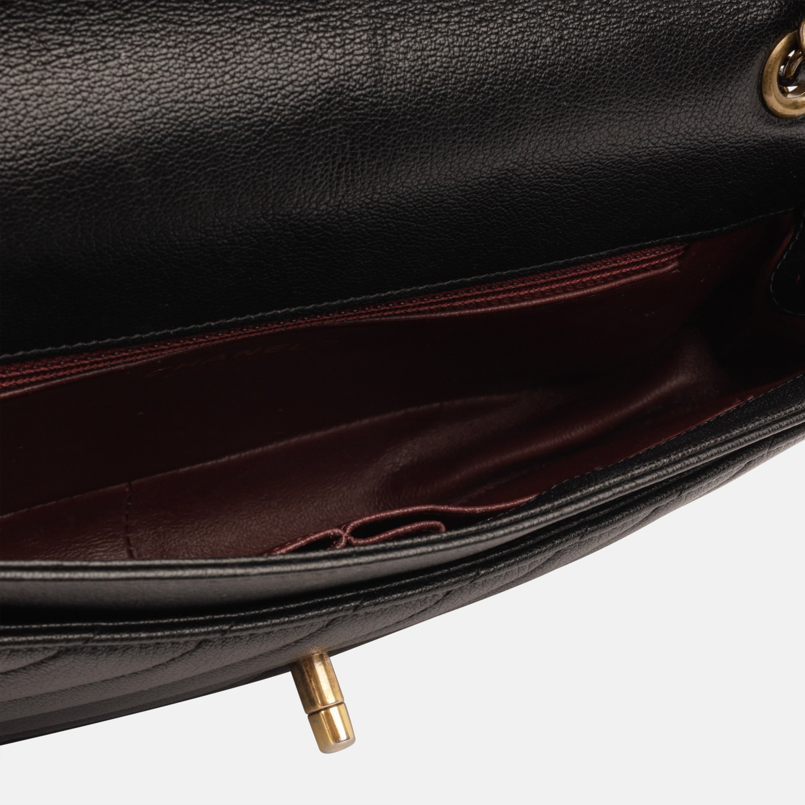 Diagonal Stripe Flap