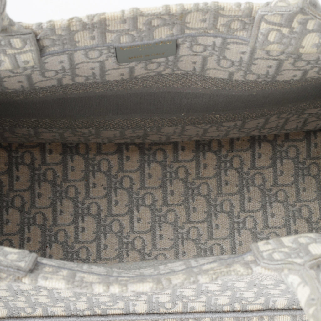 Medium Book Tote