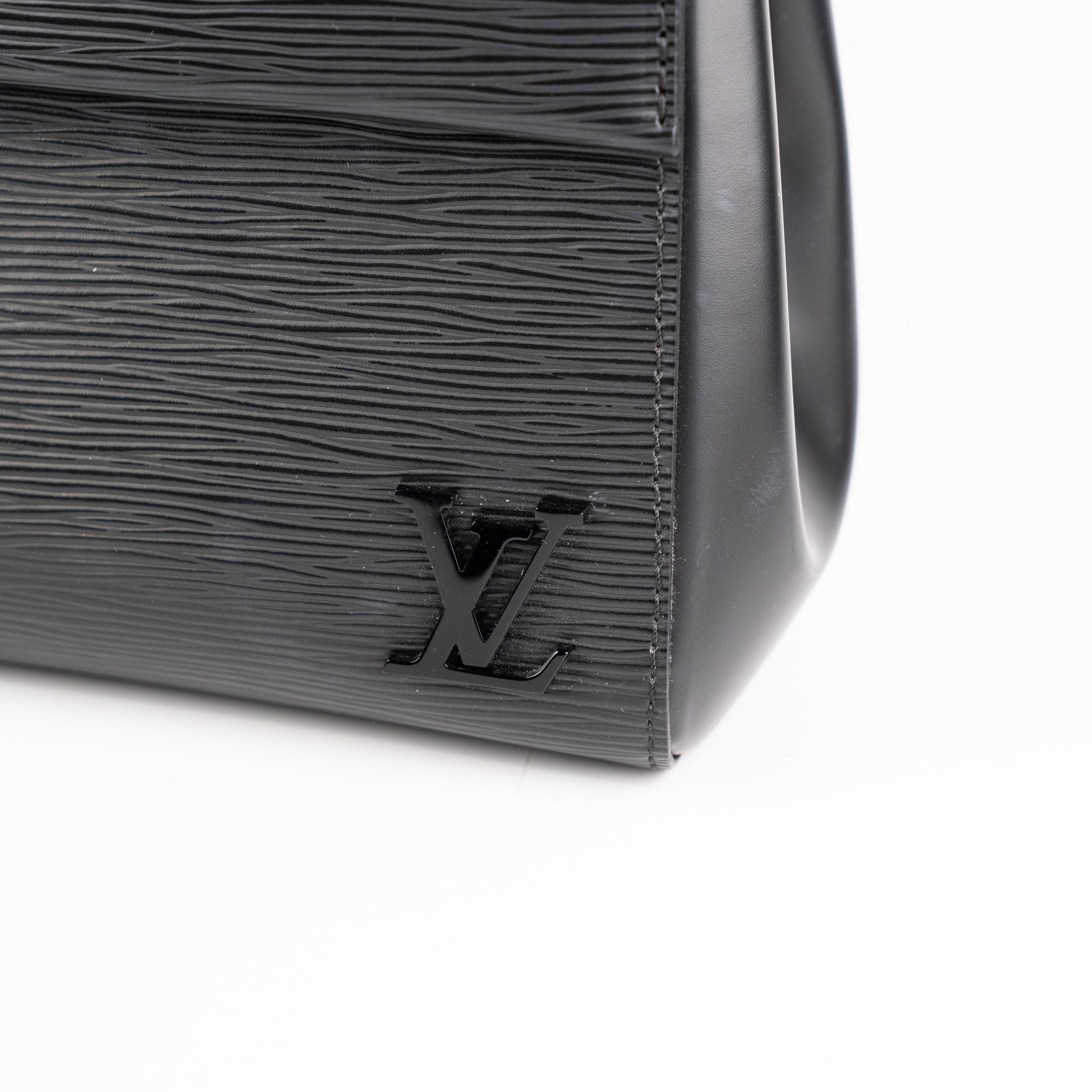 Louis Vuitton Clunny BB Epi Black