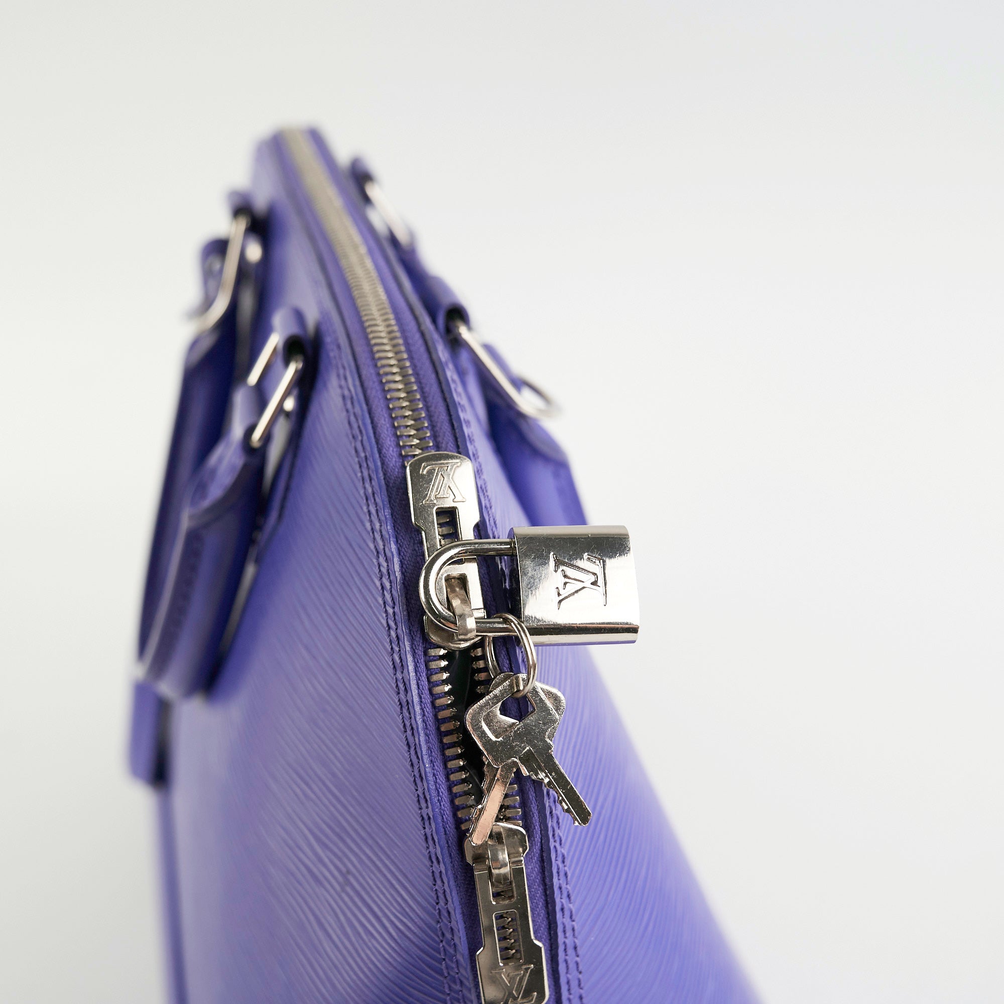 Louis Vuitton Alma PM Epi Purple