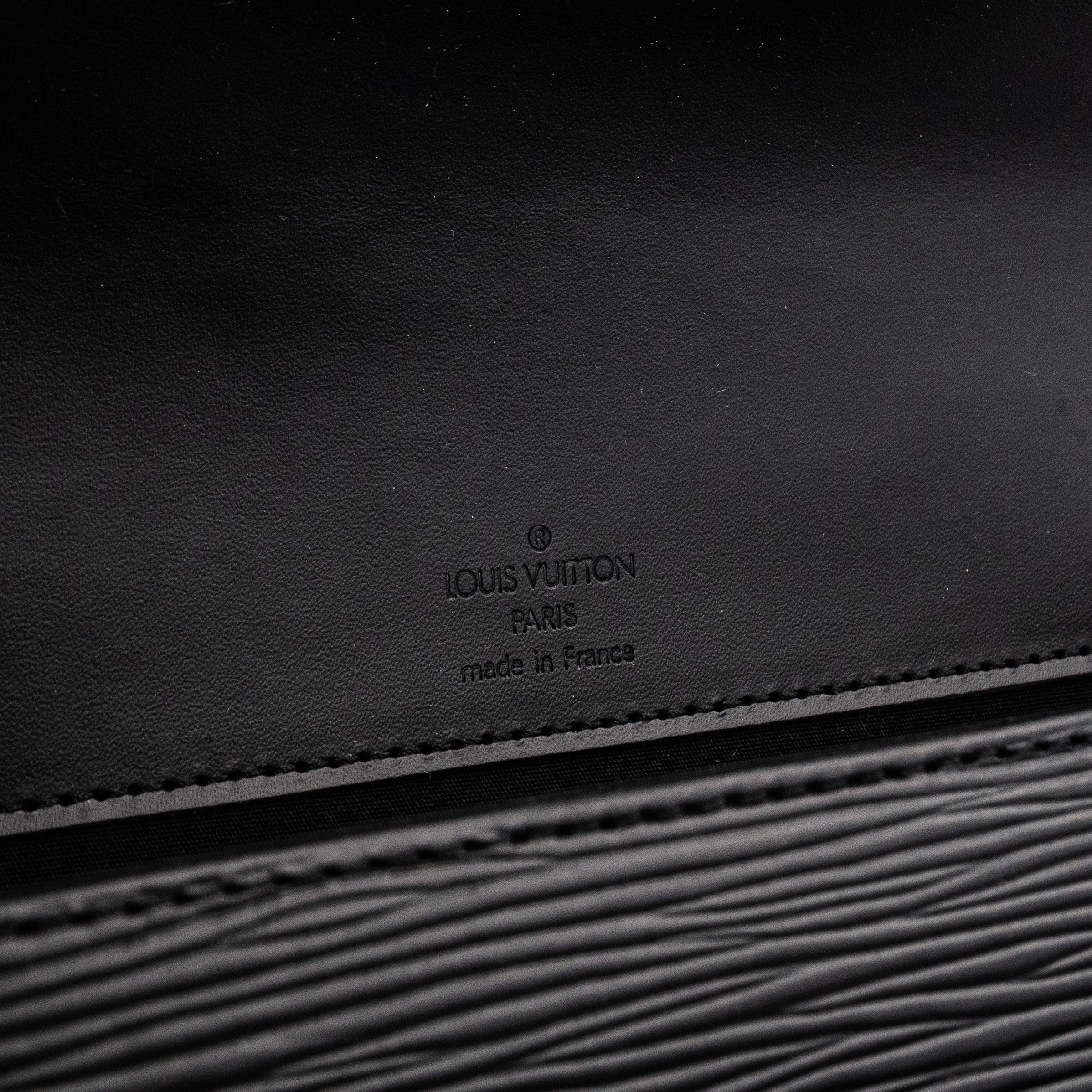 Louis Vuitton Dinard Black Epi Shoulder Bag