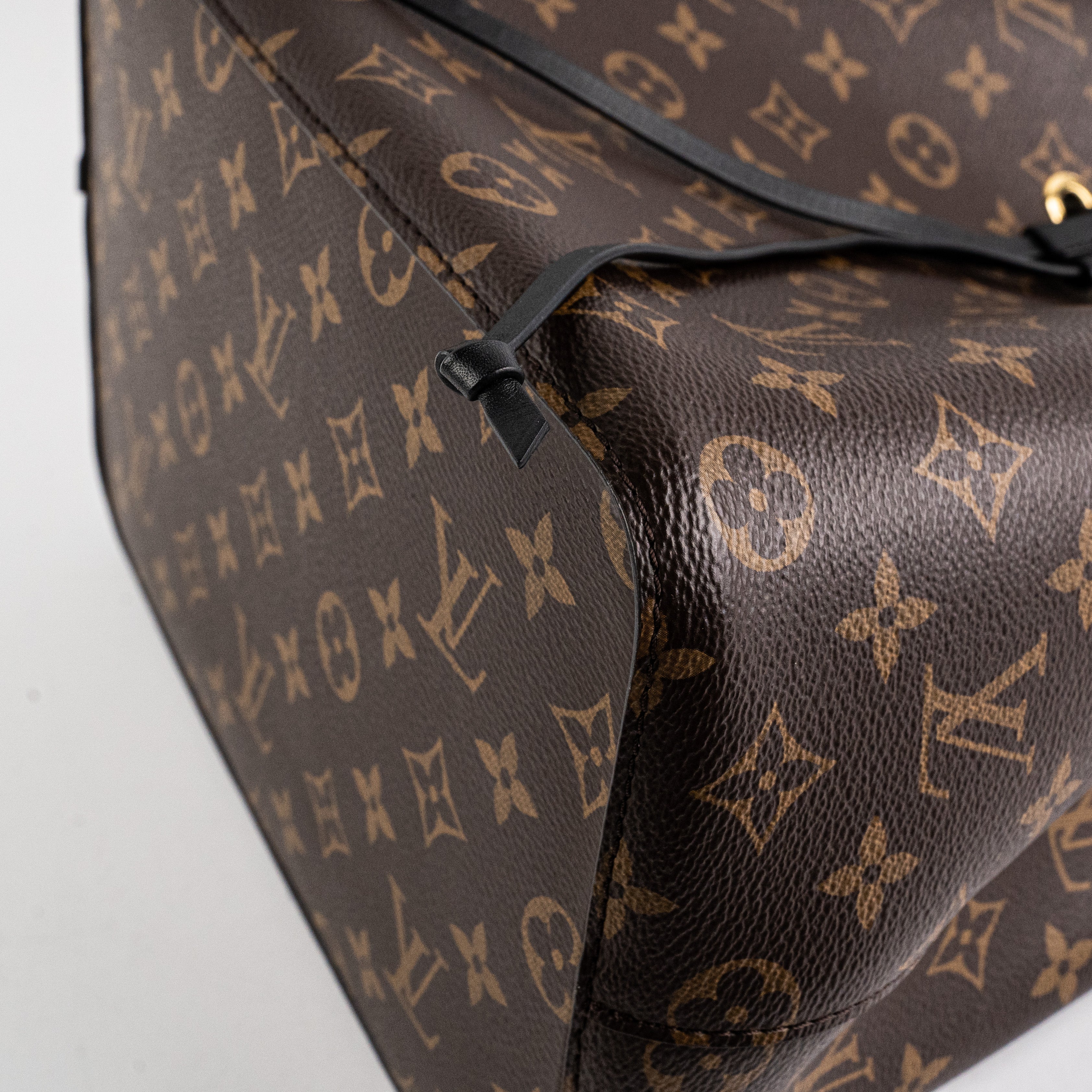 Louis Vuitton Neo Noe Black Monogram Shoulder Bag