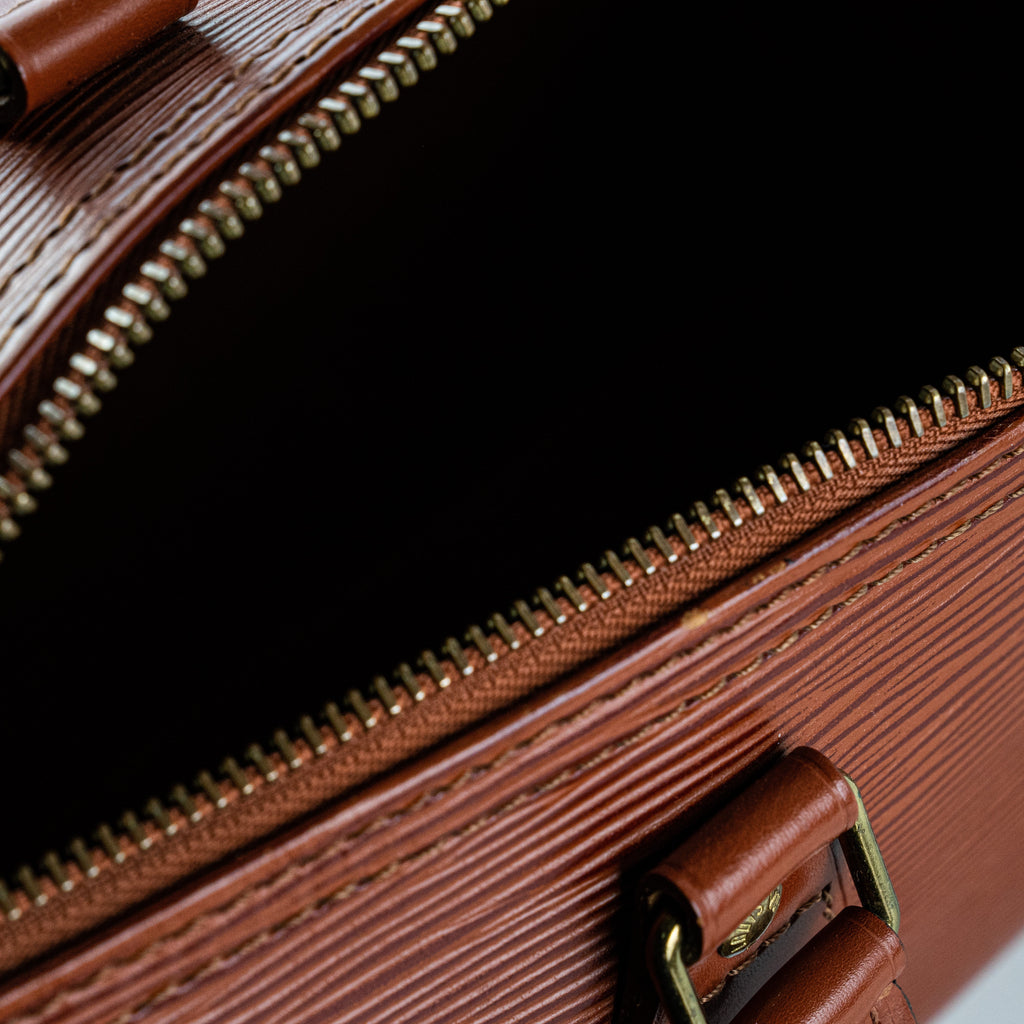 Louis Vuitton Vintage Speedy 30 Epi Leather Brown