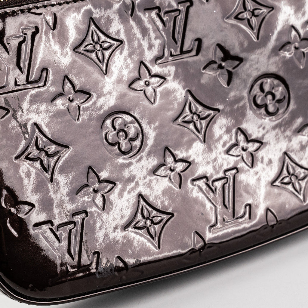 Louis Vuitton Vernis Pochette Accessories Bag