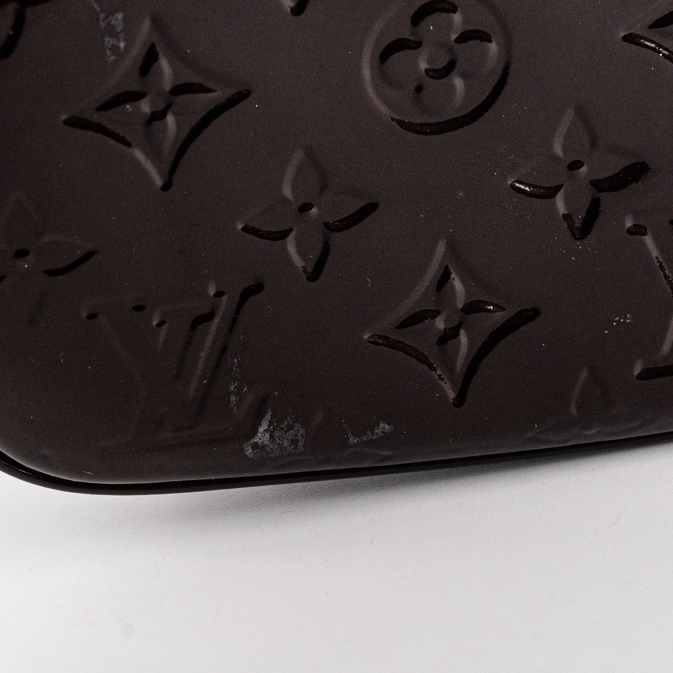 Louis Vuitton Vernis Pochette Accessories Bag