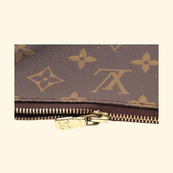 Louis Vuitton Pochette Accessoires Monogram Handbag