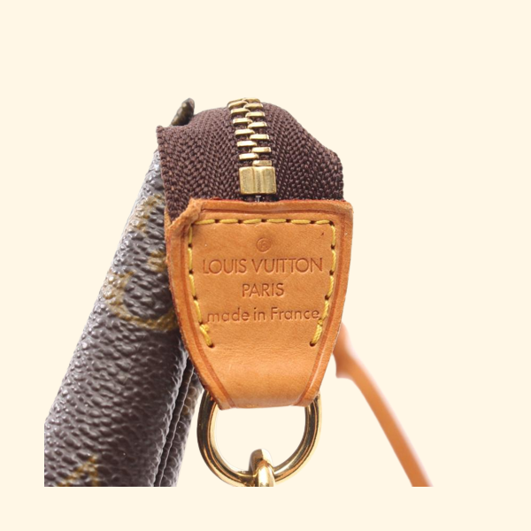 Louis Vuitton Pochette Accessoires Monogram Handbag