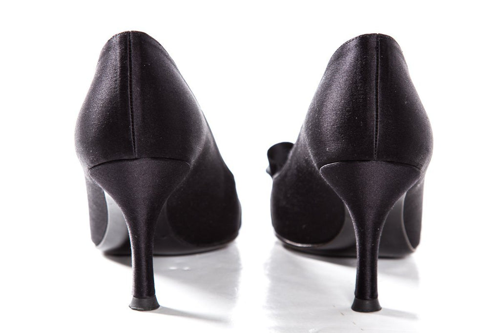 Stuart Weitzman Black Satin Peep Toe Heels SZ 7
