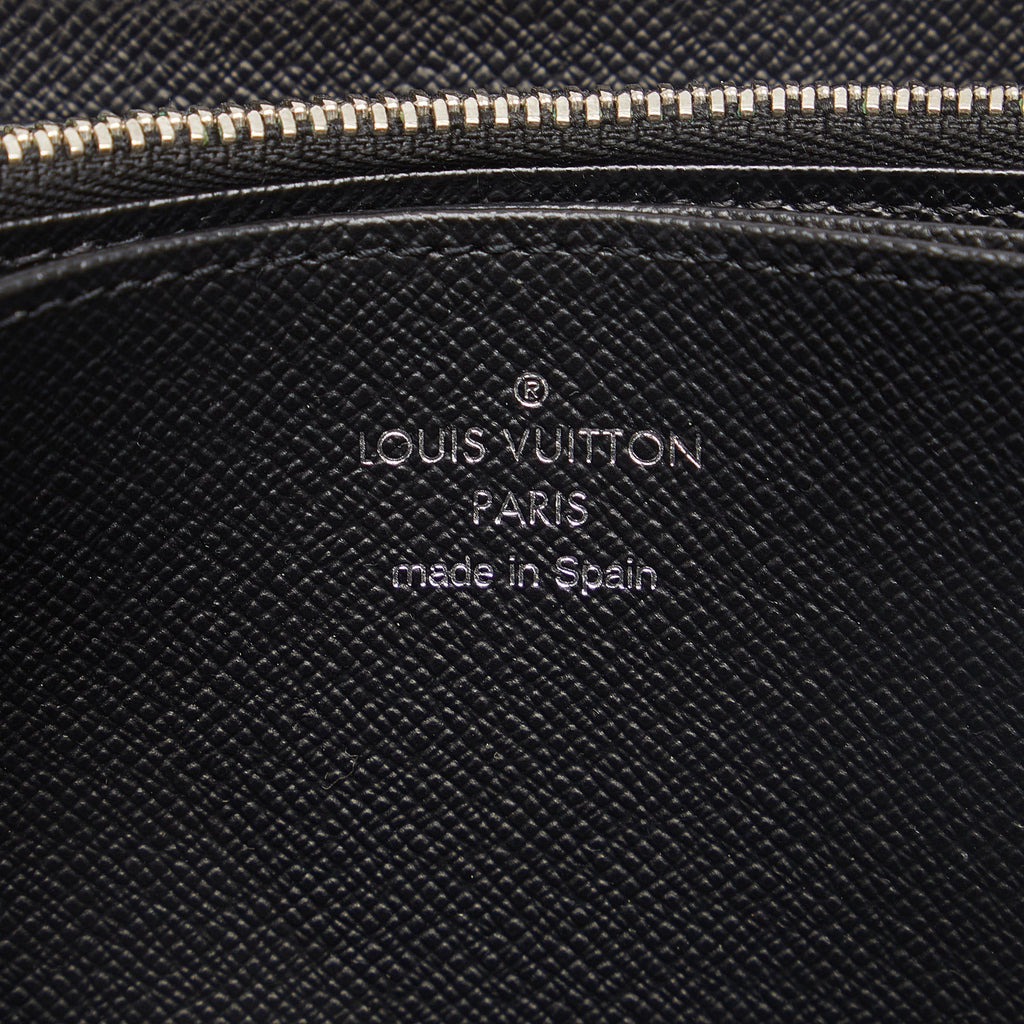 Black Louis Vuitton Epi Zippy Long Wallet