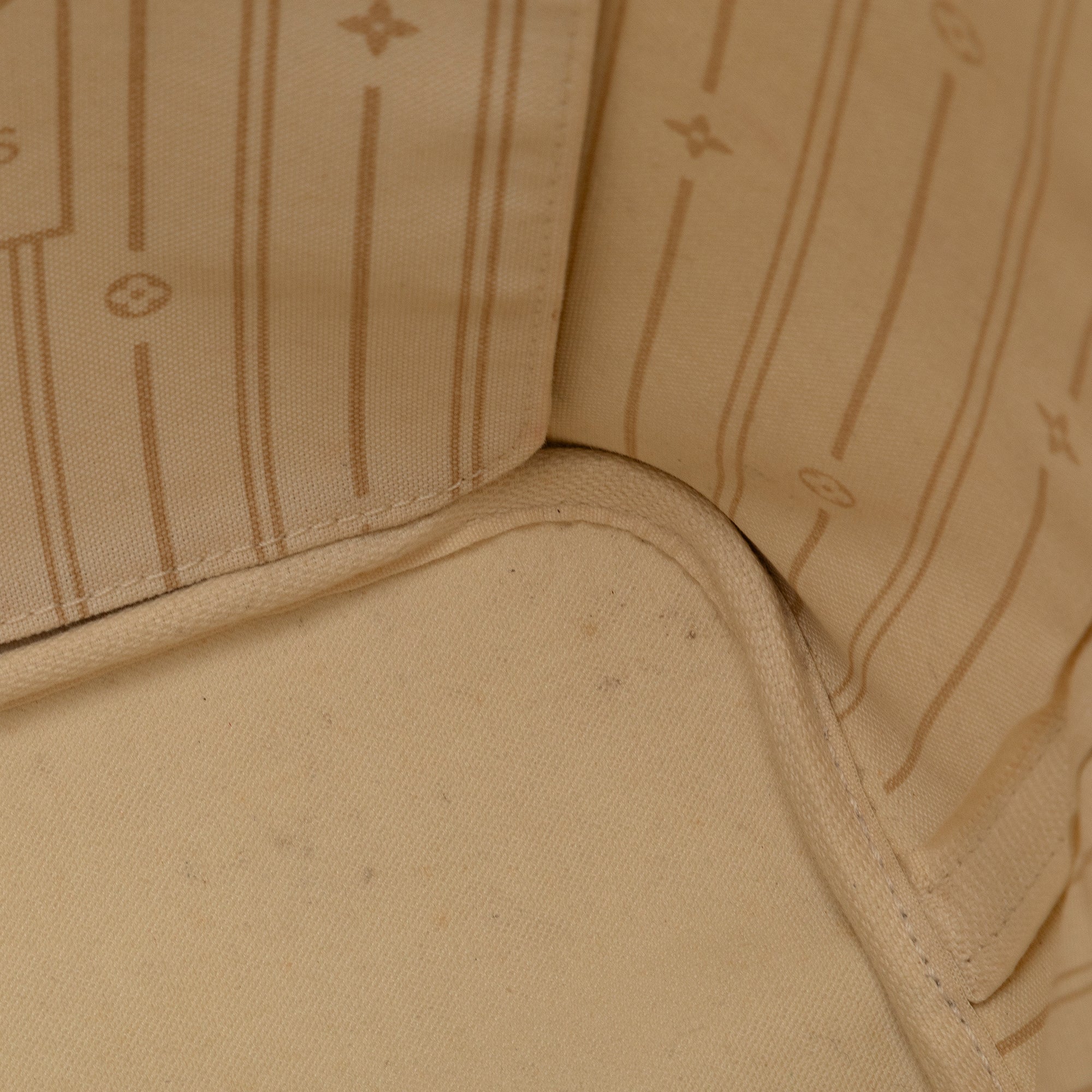 White Louis Vuitton Damier Azur Neverfull MM Tote Bag
