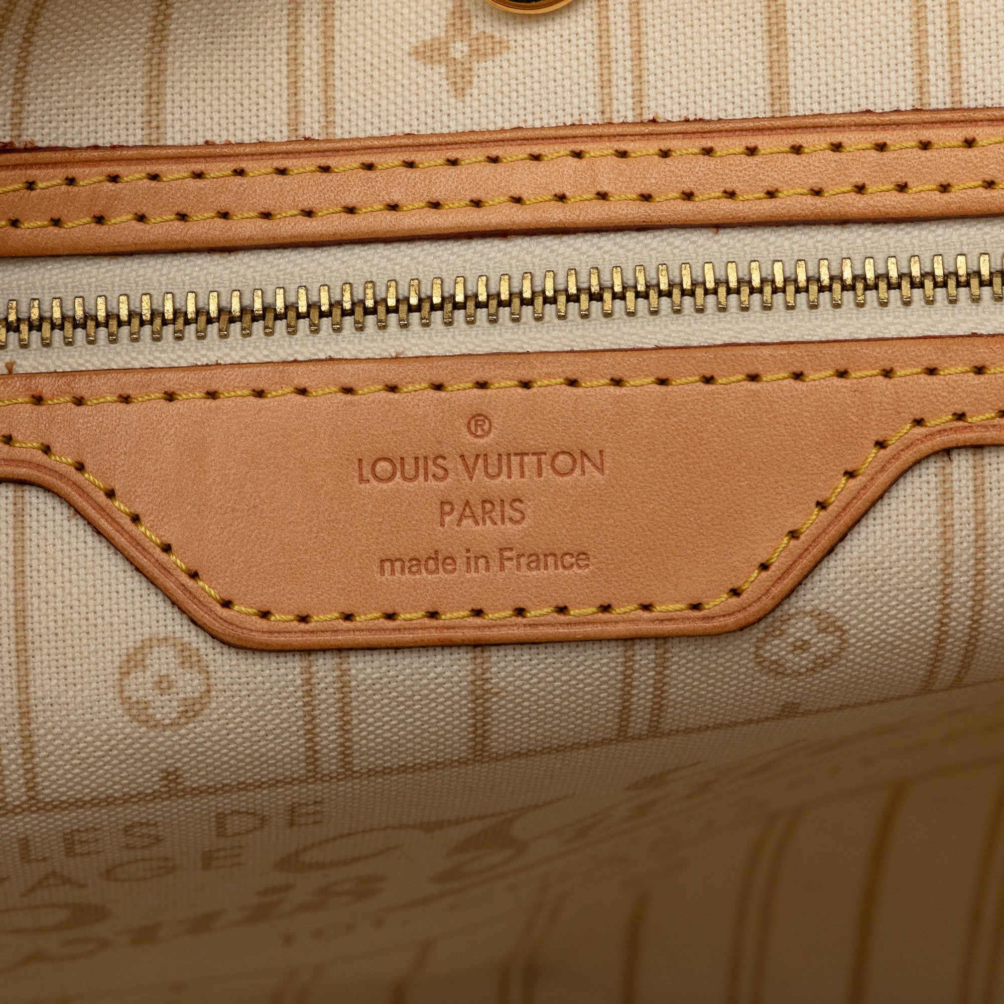 White Louis Vuitton Damier Azur Neverfull MM Tote Bag