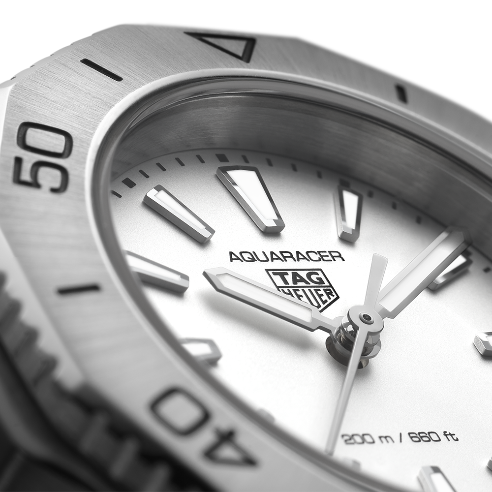 TAG Heuer Aquaracer Professional 200 WBP1411.BA0622