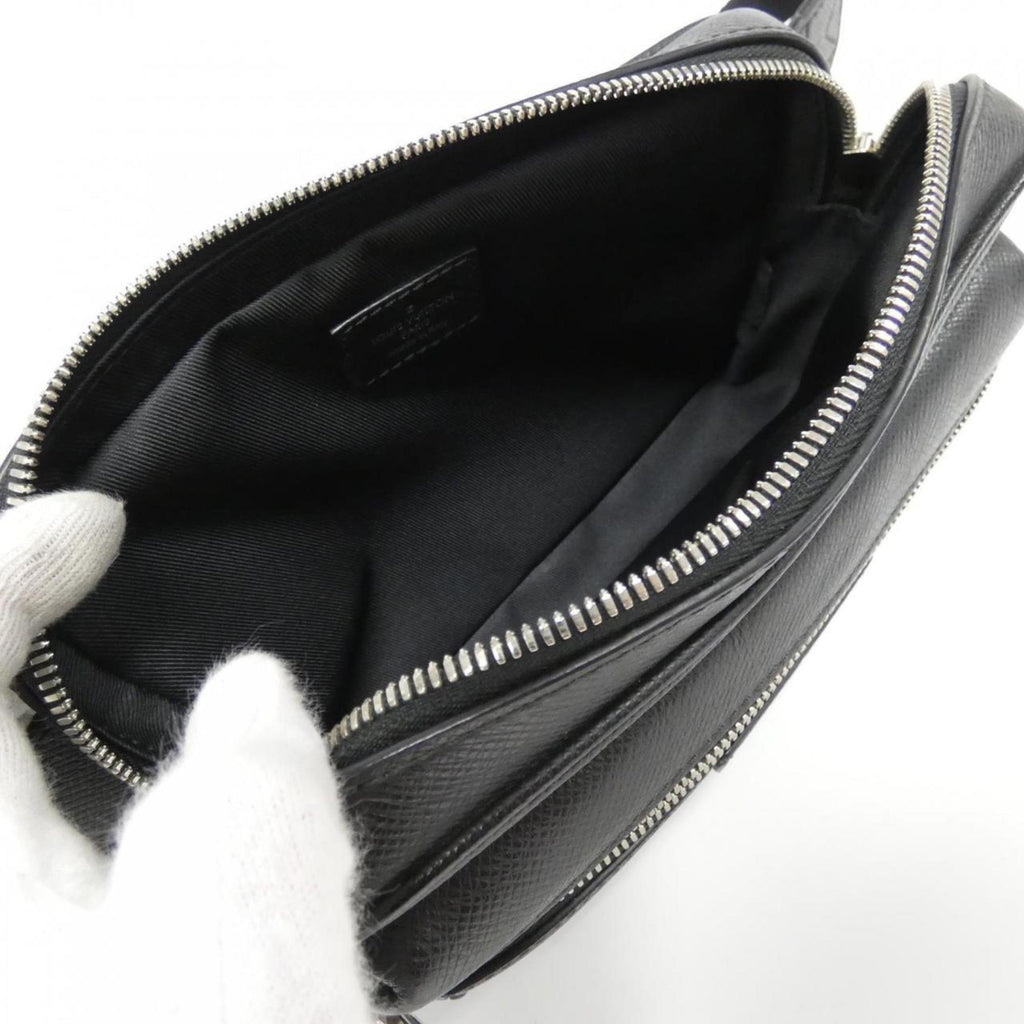 Luxury Leather Designer Handbag in Excellent Condition