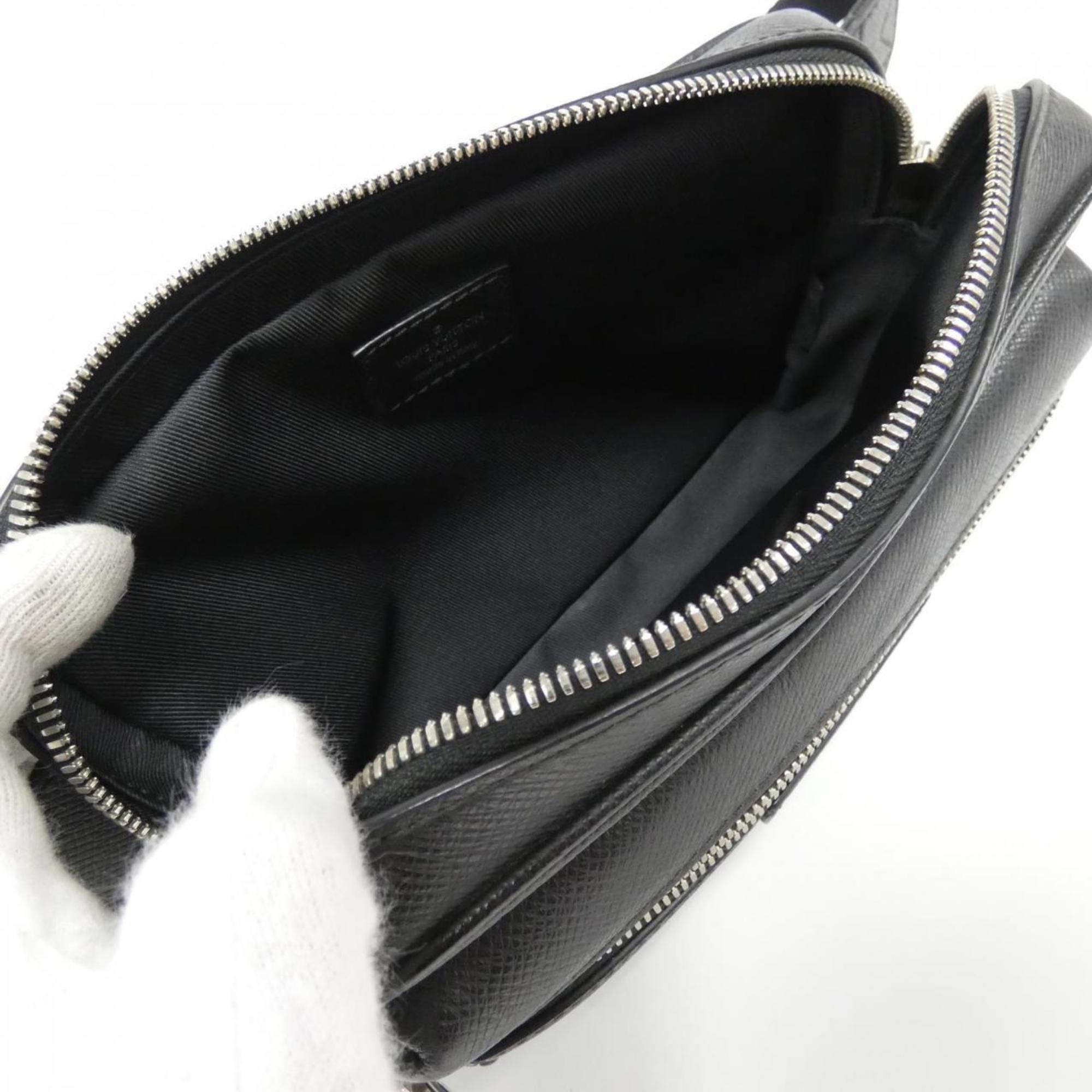 Luxury Leather Designer Handbag in Excellent Condition