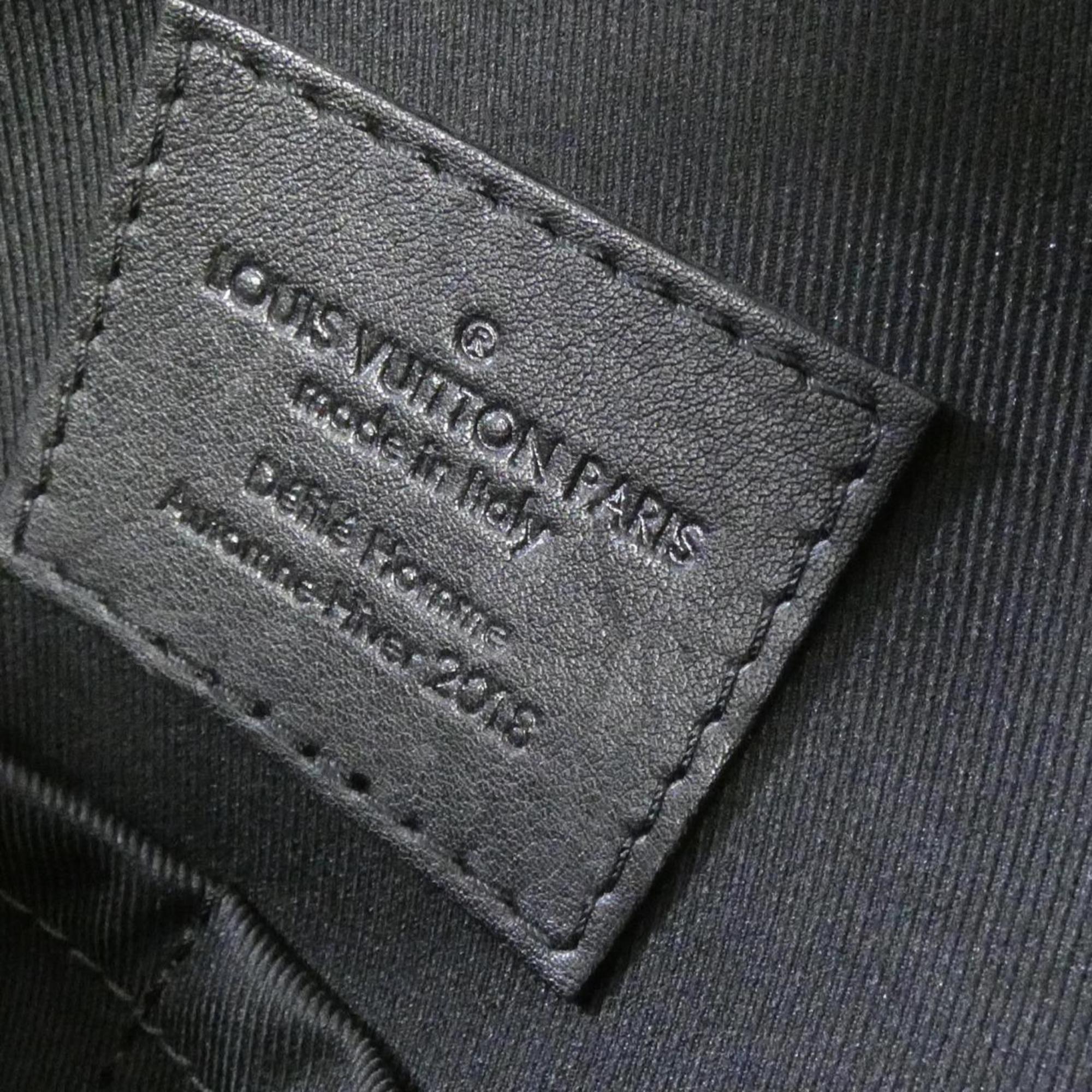 Luxury Canvas Messenger Bag with Excellent Condition