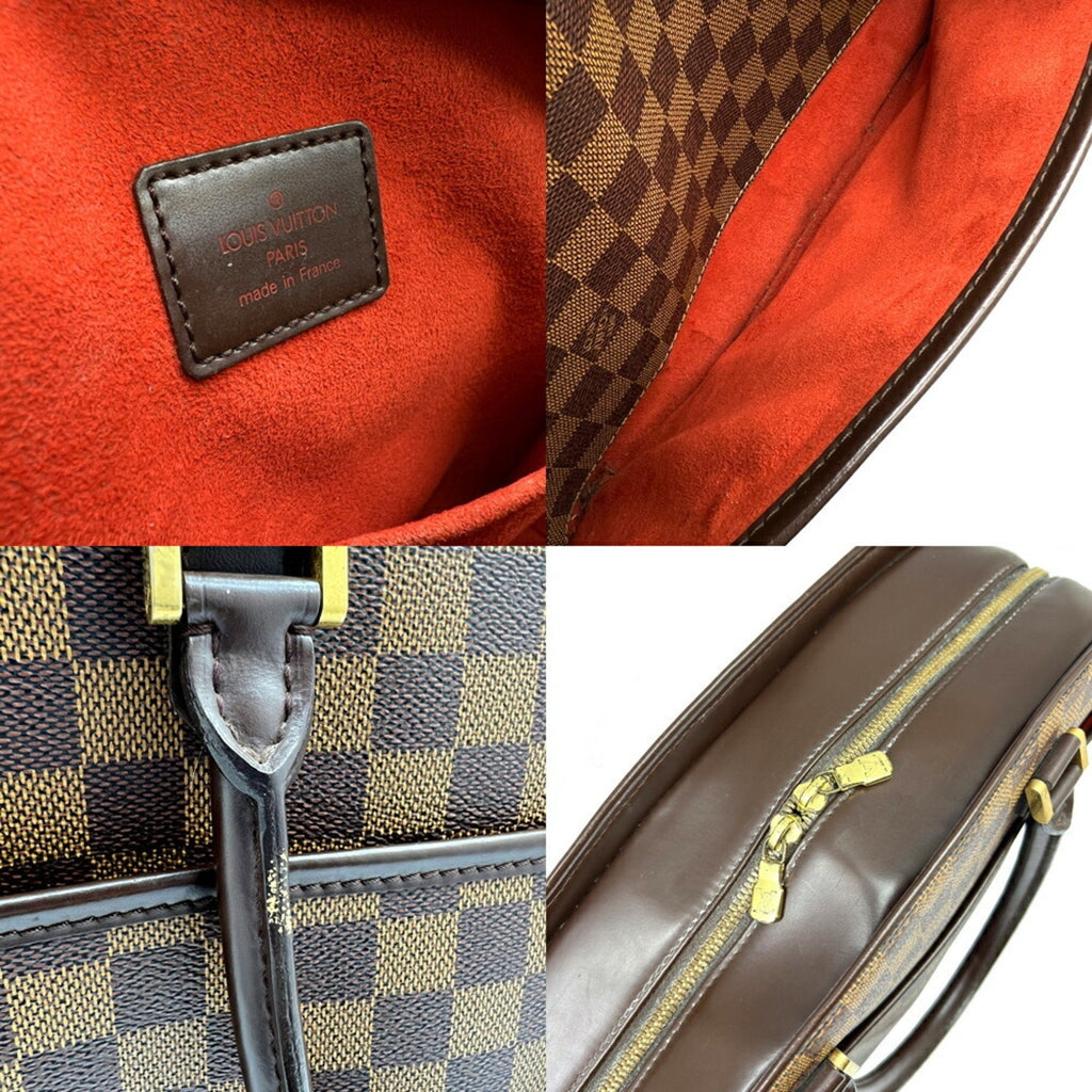 Elegant Canvas Shoulder Bag with Classic Design