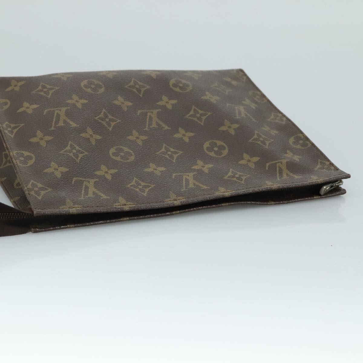 Luxury Canvas Toiletry Bag with French Craftsmanship