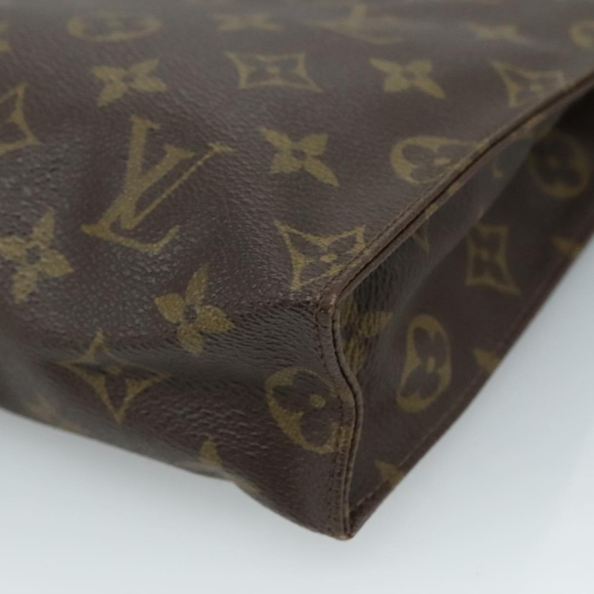 Luxury Canvas Toiletry Bag with French Craftsmanship
