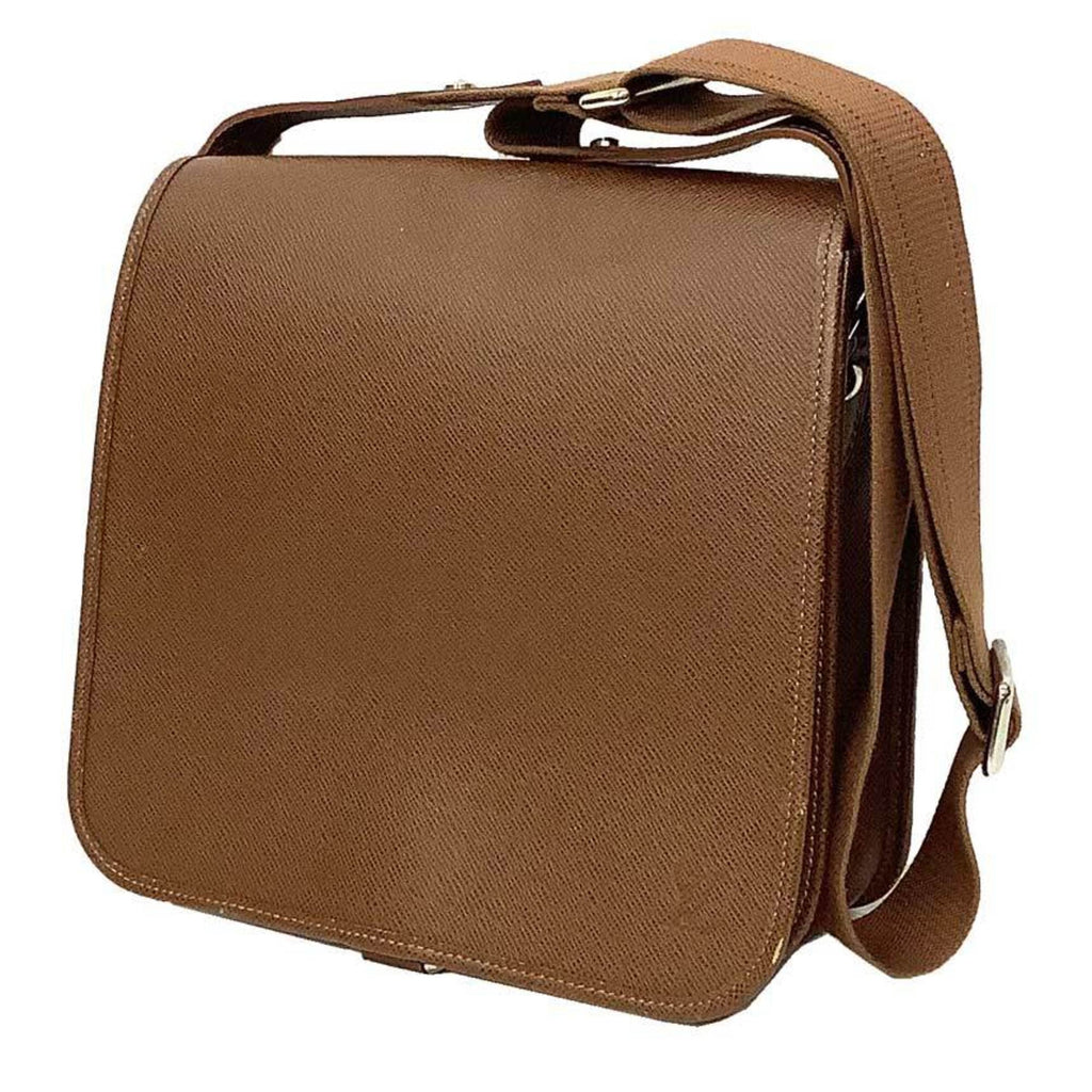 Classic Shoulder Bag