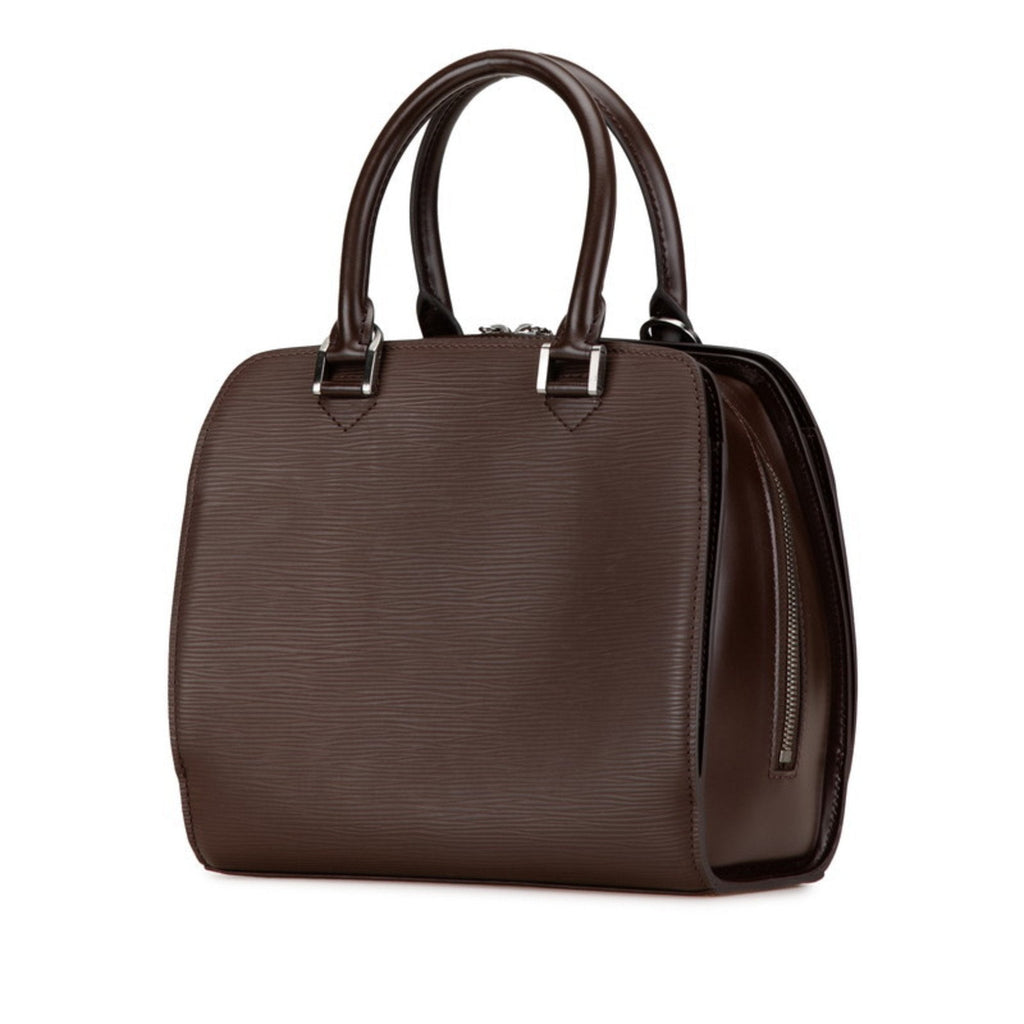 Elegant Leather Handbag with Slight Wear and Good Condition