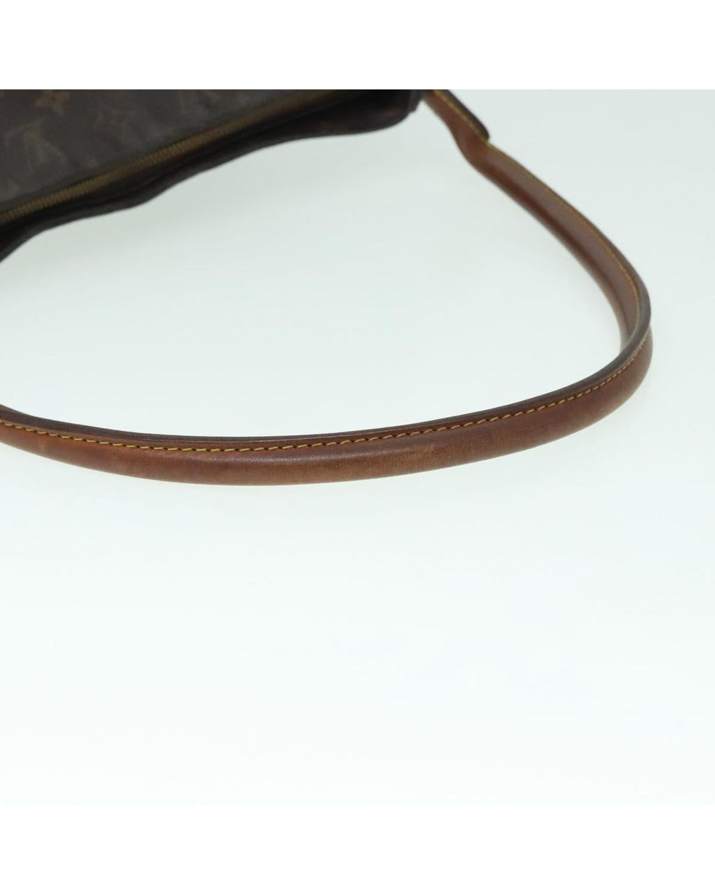 Monogram Looping GM Shoulder Bag with  Signature Design