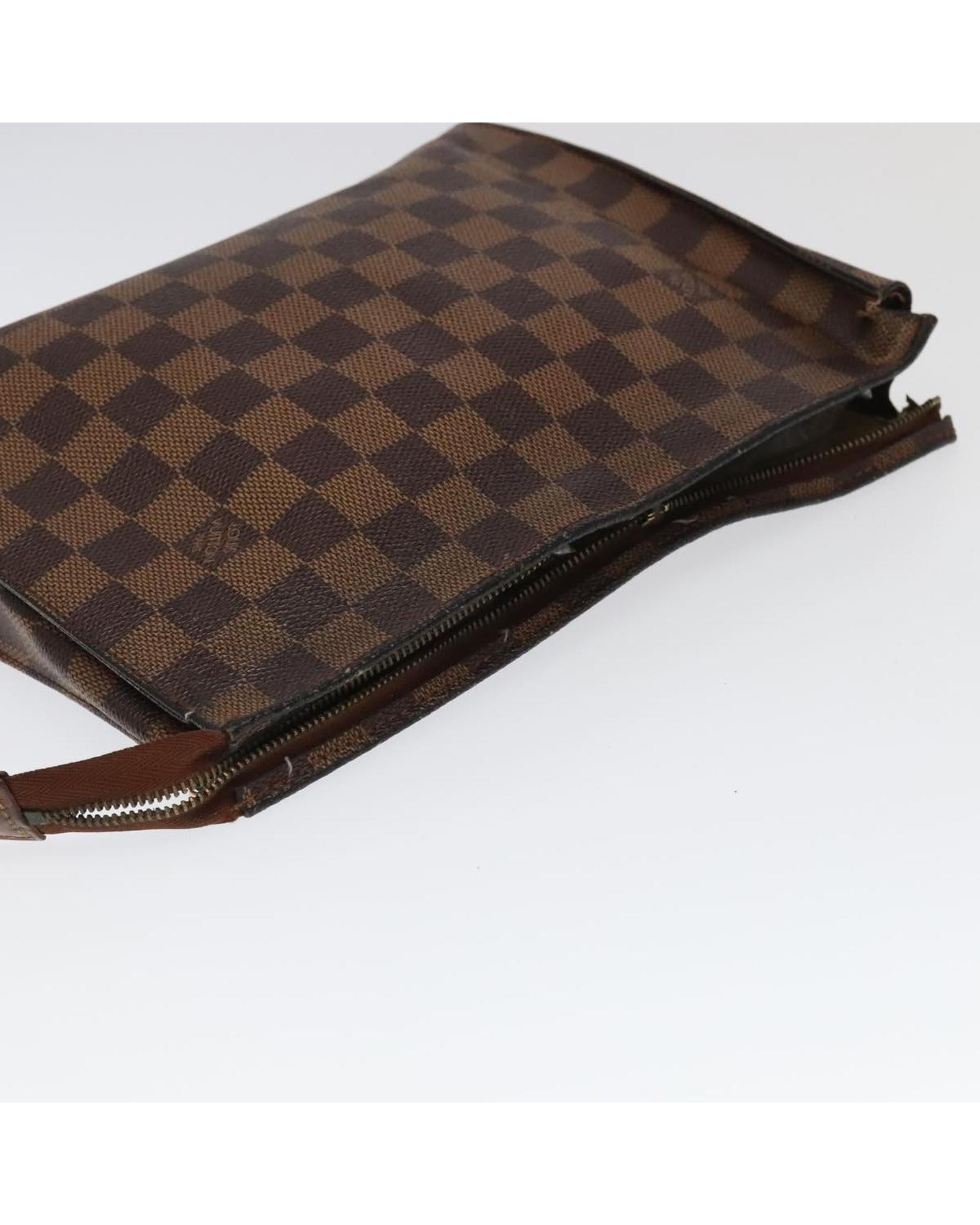 Damier Ebene Poche Toilette 26 Pouch