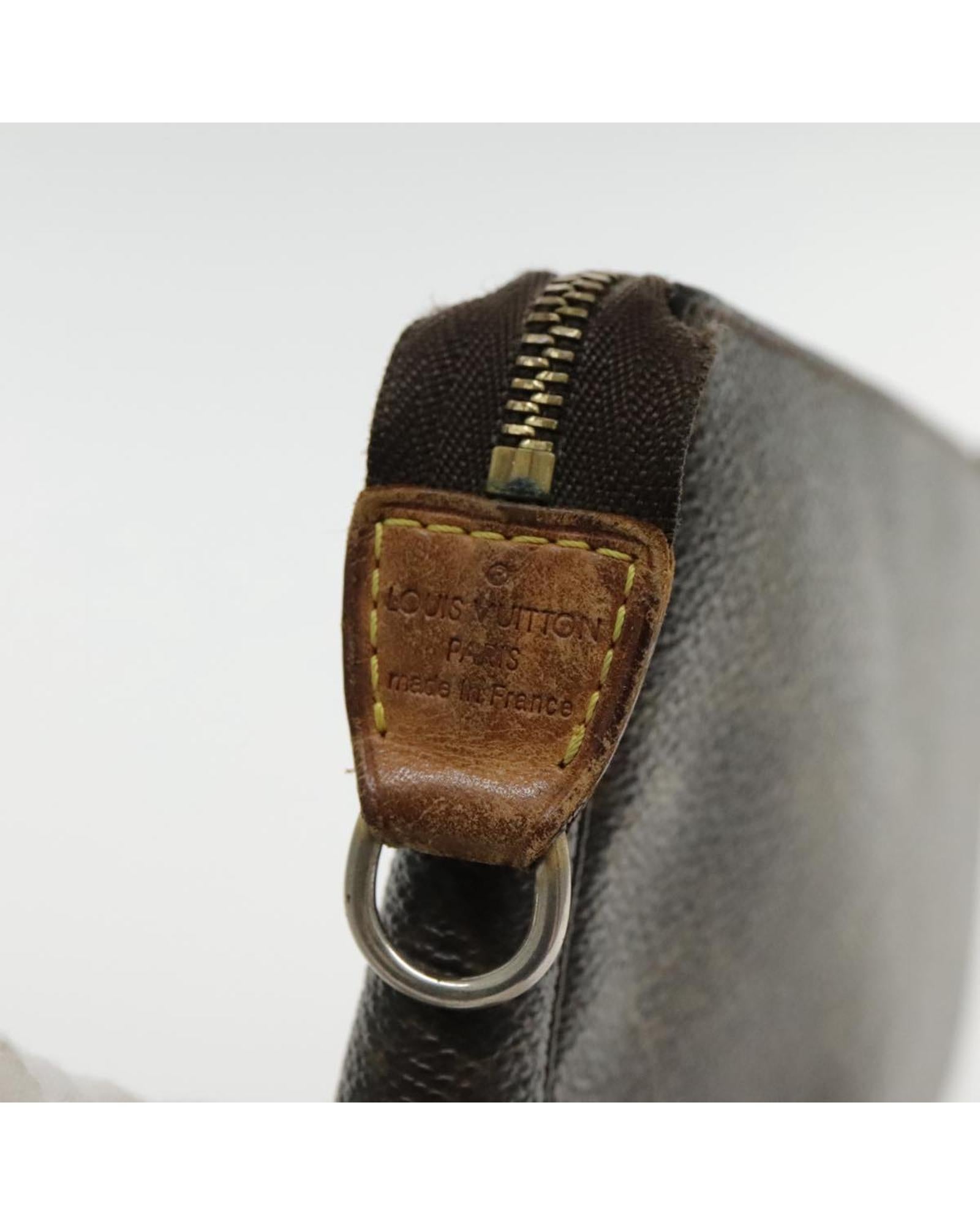 Monogram Pochette Accessoires Pouch