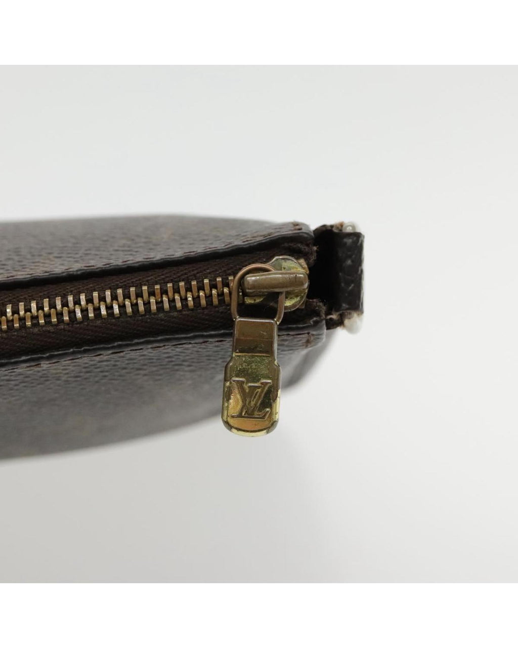 Monogram Pochette Accessoires Pouch