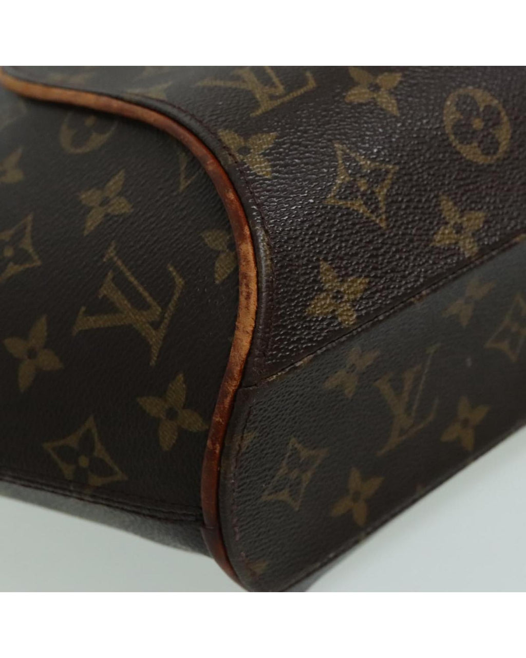 Monogram Ellipse PM Hand Bag