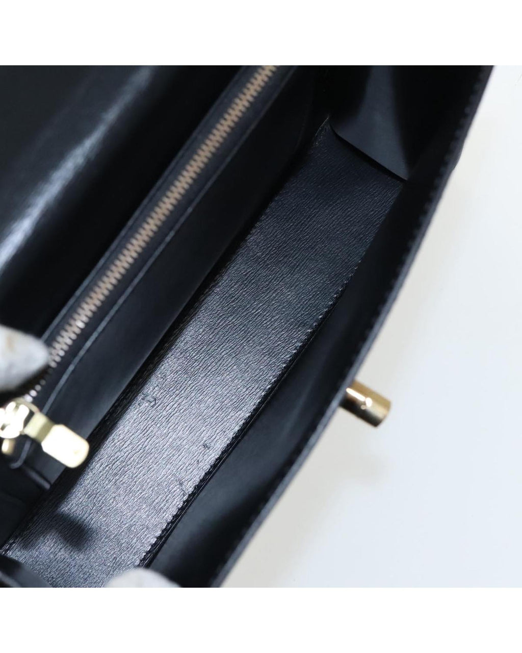 Epi Leather Hand Bag with Classic Design