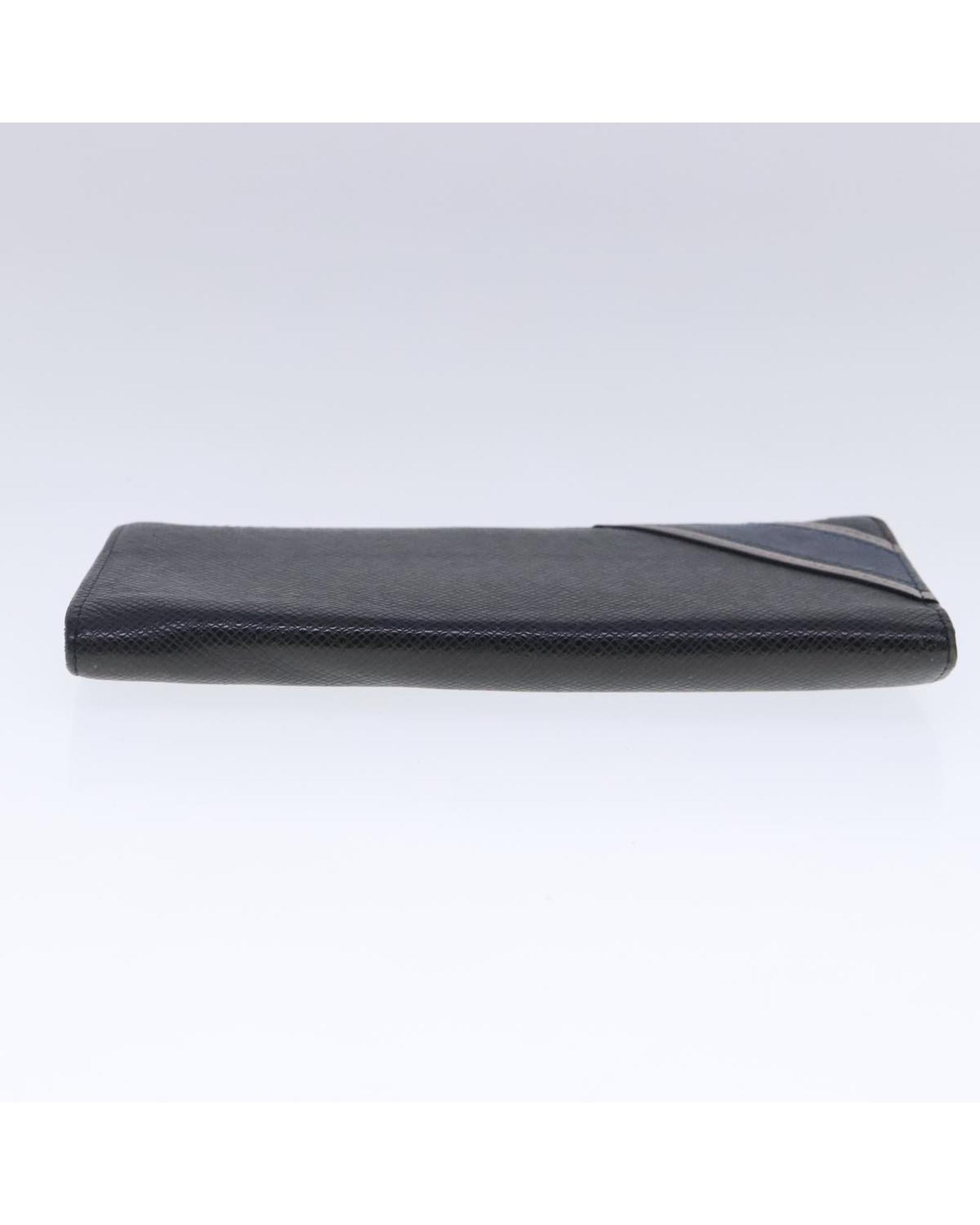 Taiga Leather Long Wallet with Multiple Card Slots and Coin Pocket