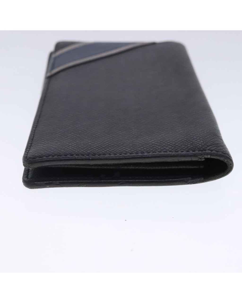 Taiga Leather Long Wallet with Multiple Card Slots and Coin Pocket