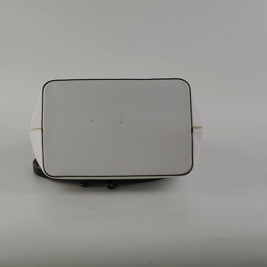 Louis Vuitton Neo Noe Epi White