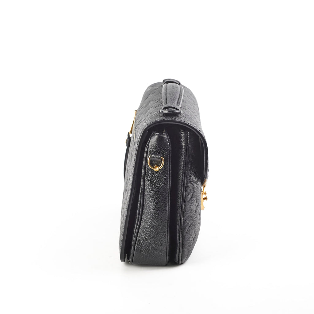 Louis Vuitton Metis Pochette Black