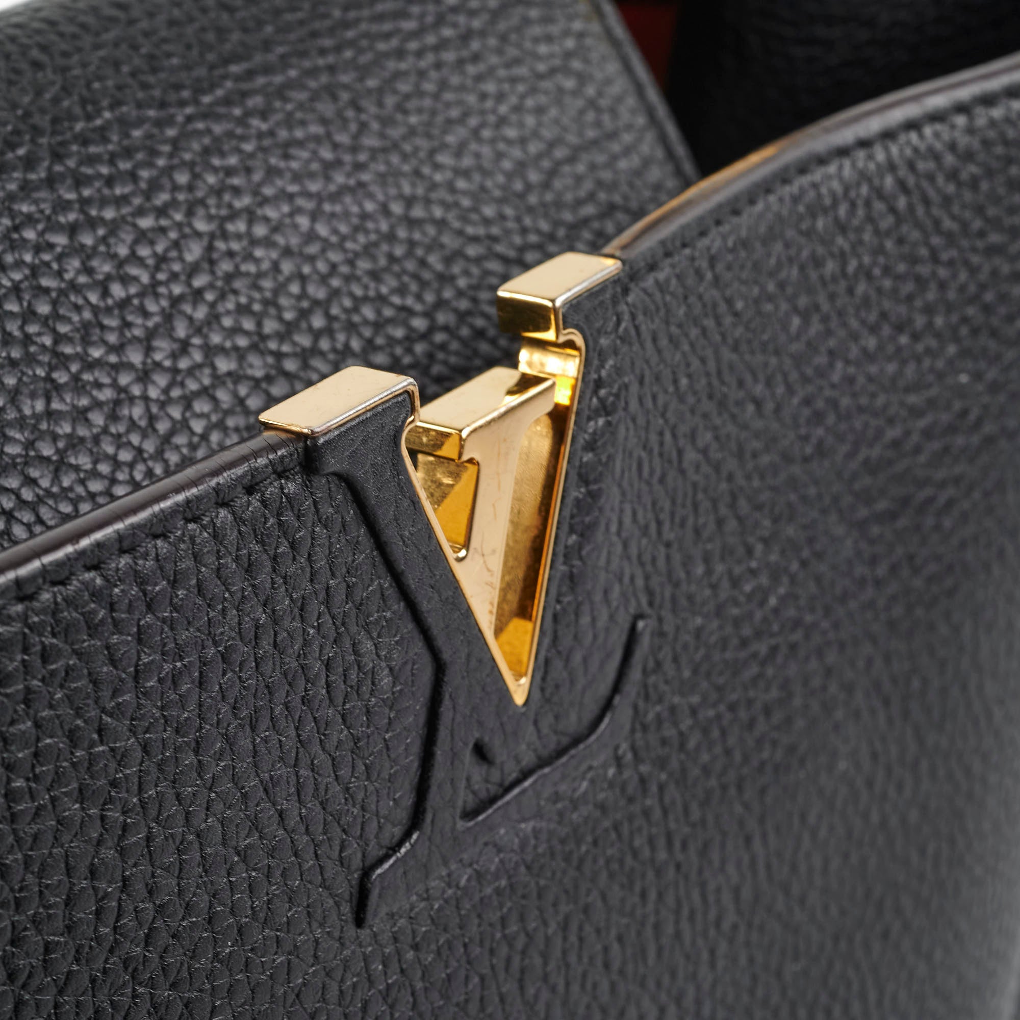 Louis Vuitton Capucines Black MM