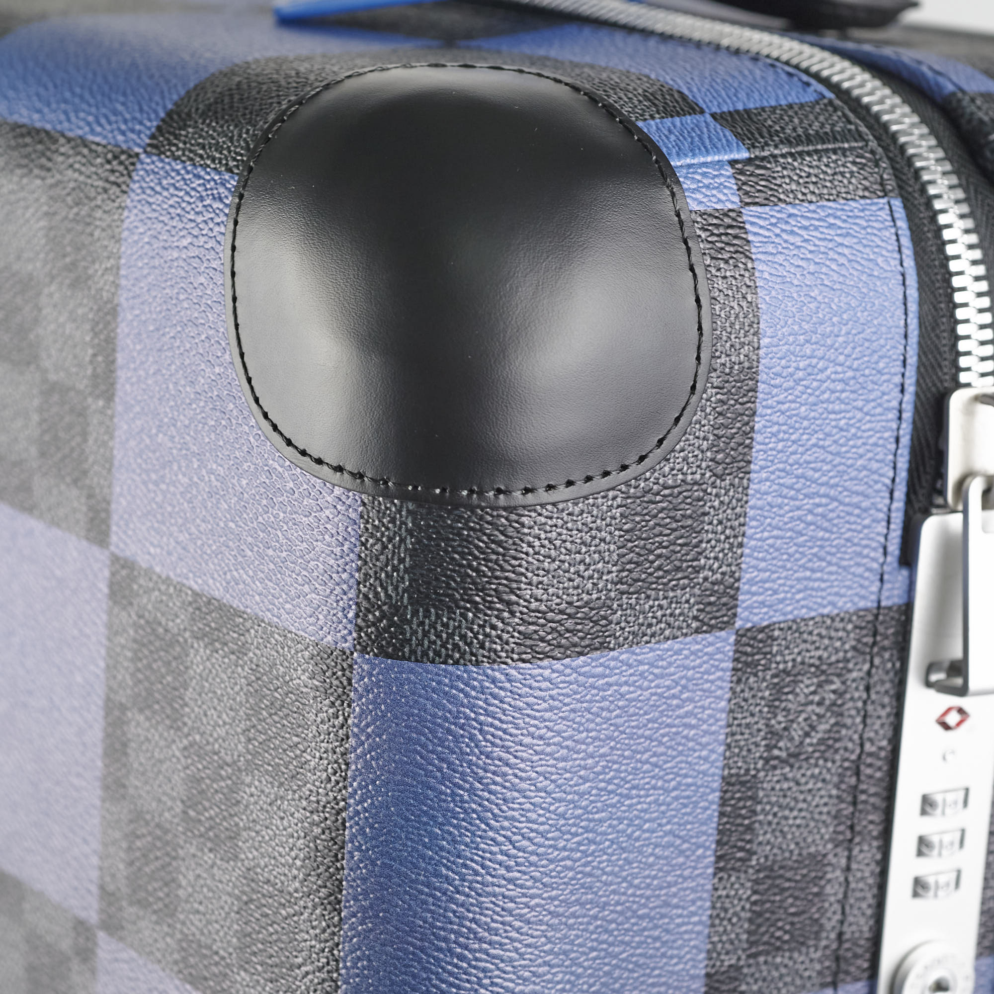 Louis Vuitton Horizon 50