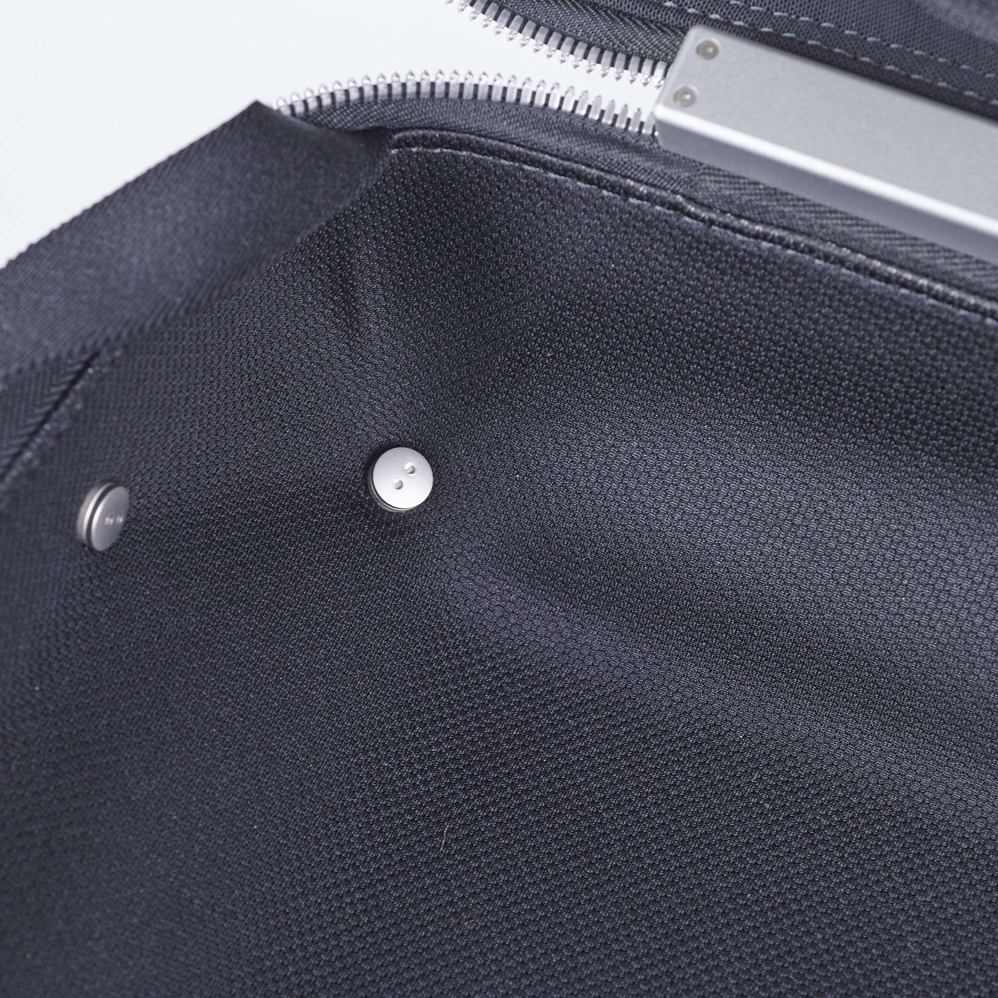 Louis Vuitton Horizon 50