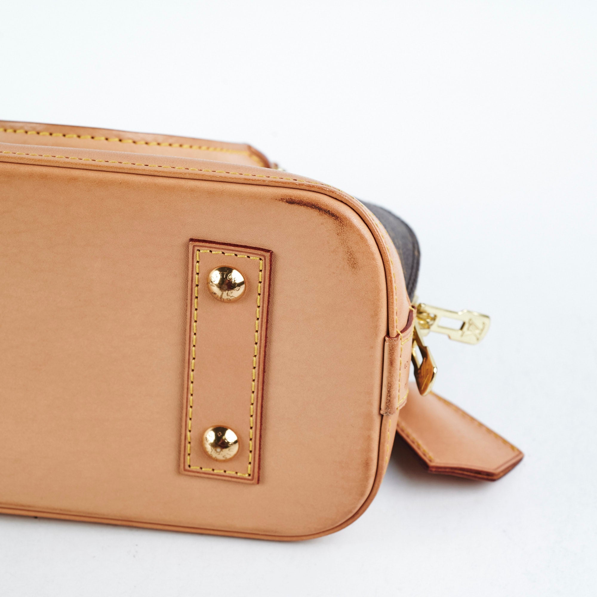 Louis Vuitton Alma BB Monogram