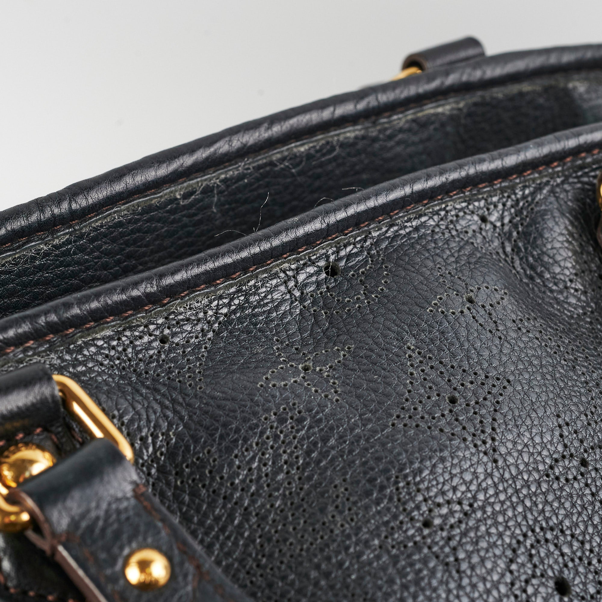 Louis Vuitton Mahina Tote Black