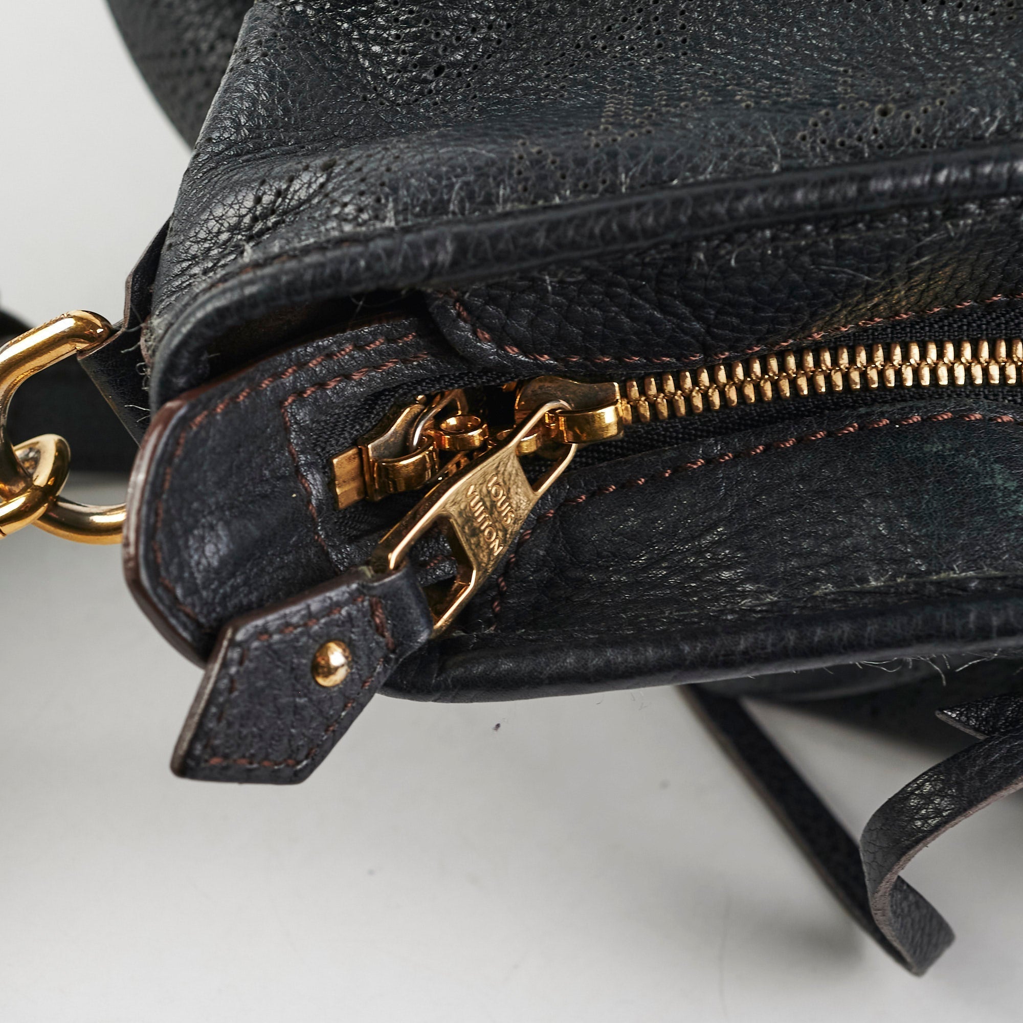 Louis Vuitton Mahina Tote Black