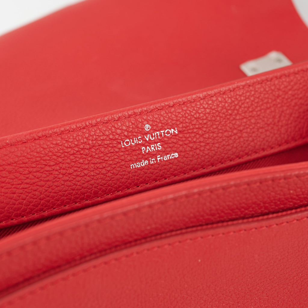 Louis Vuitton Lock Me BB Rubis Red