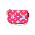 Louis Vuitton Mini Pochette Vernis Pink