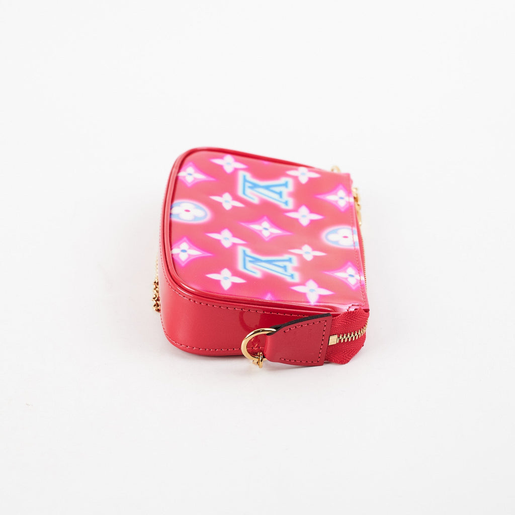 Louis Vuitton Mini Pochette Vernis Pink