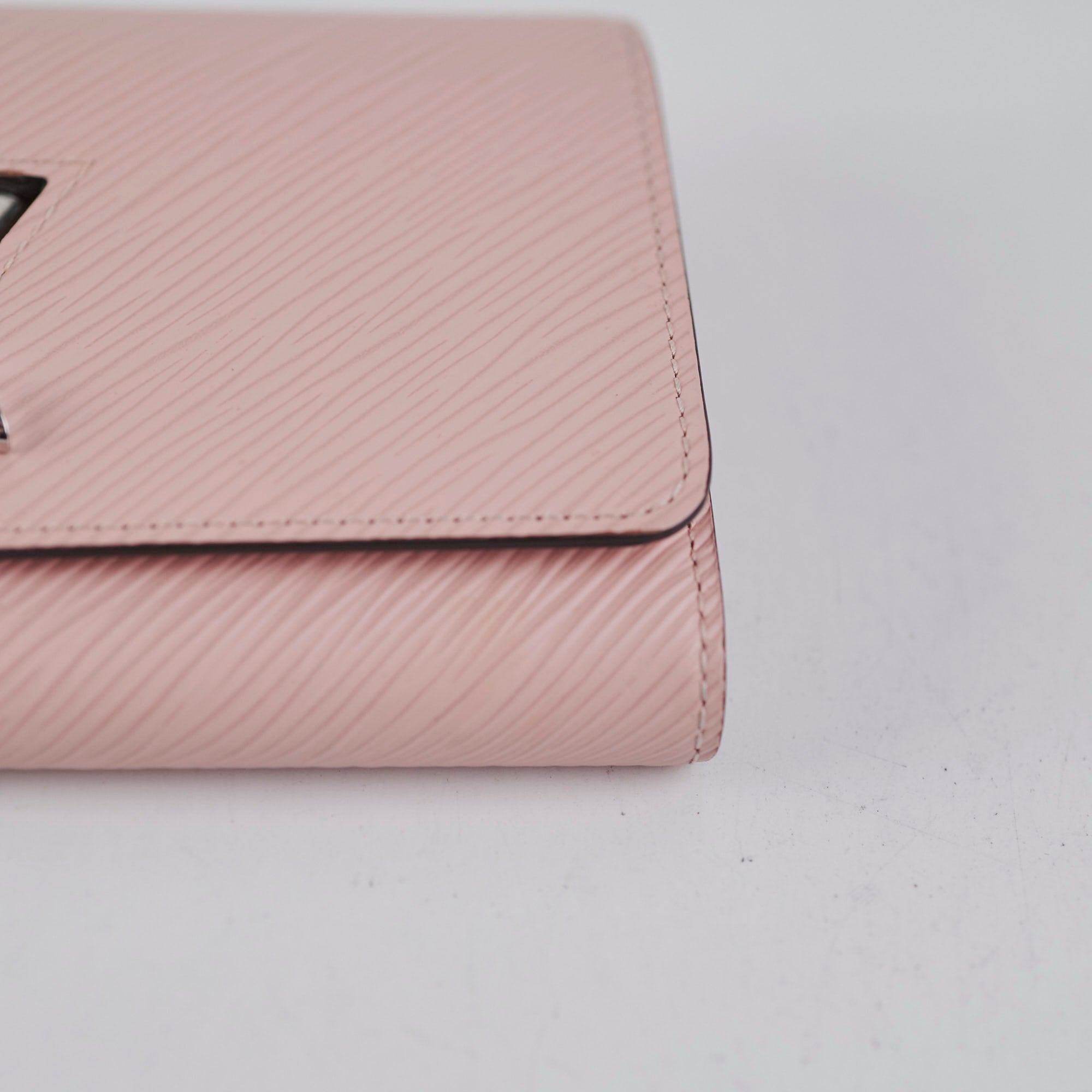 Louis Vuitton Epi Leather Twist Wallet