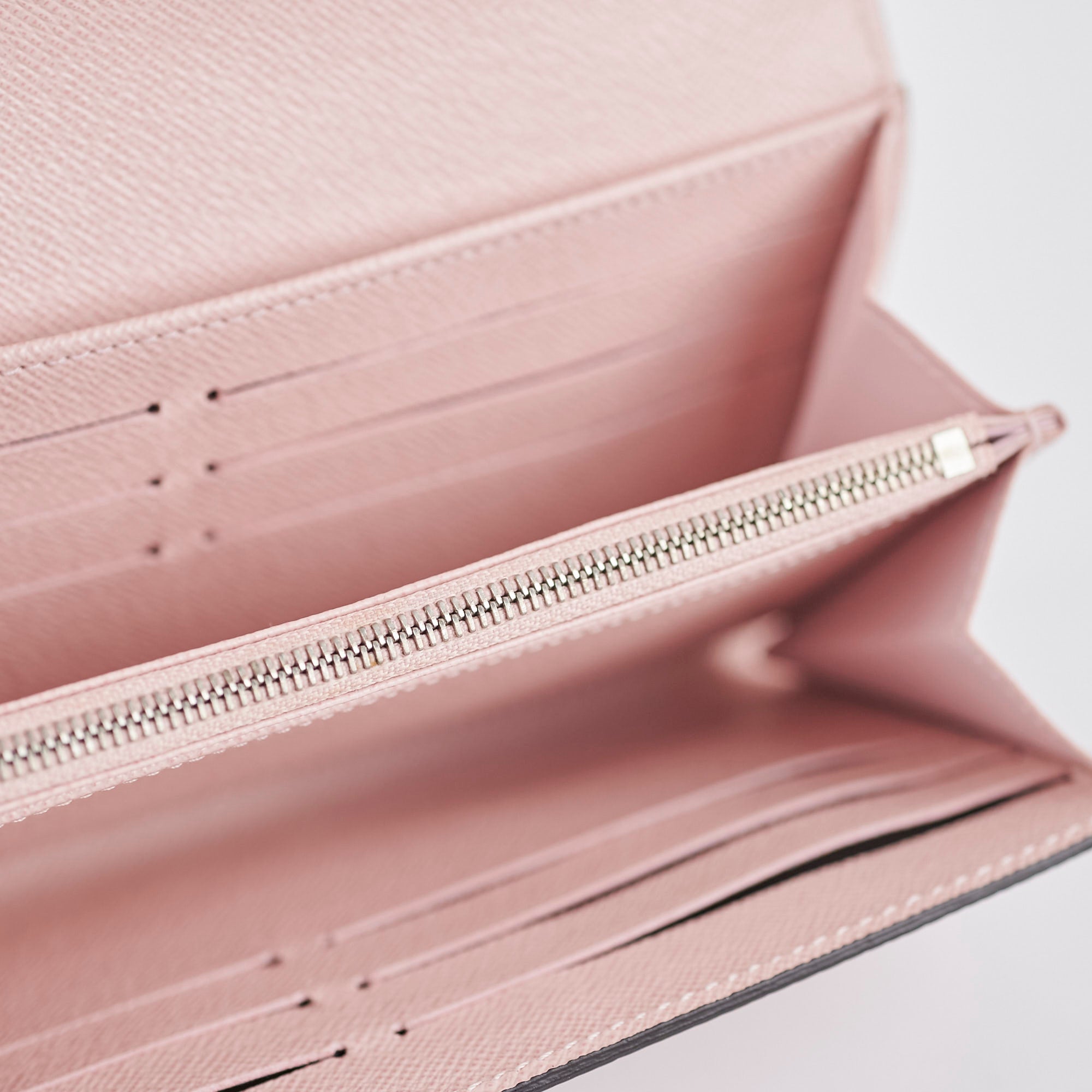 Louis Vuitton Epi Leather Twist Wallet