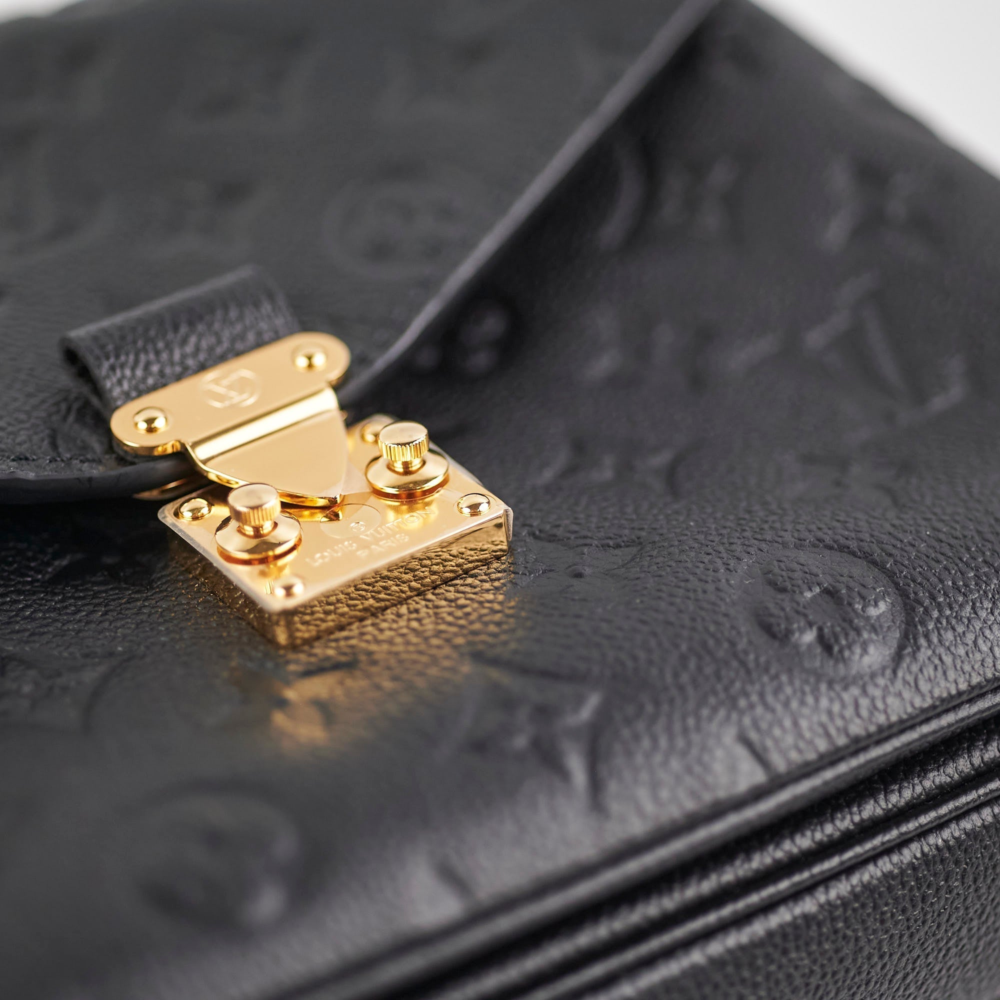 Louis Vuitton Pochette Metis Empriente Black