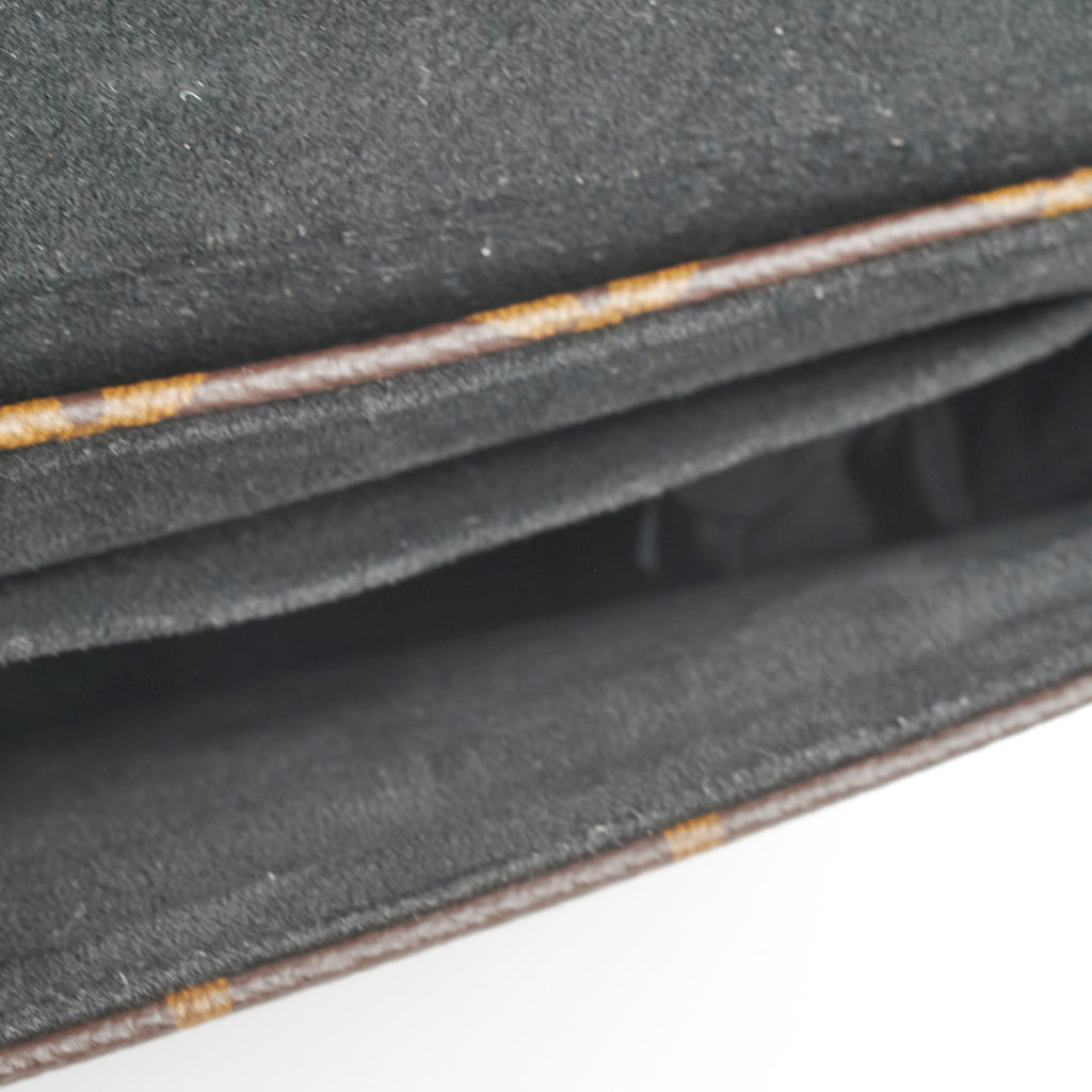 Louis Vuitton Locky BB Black